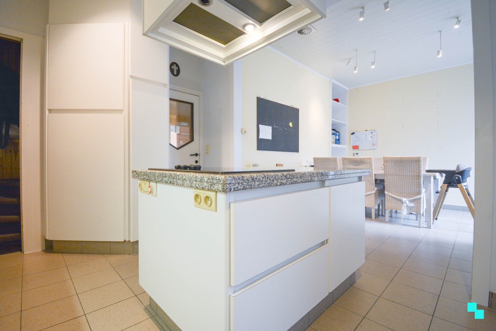 Handelspand met woonst, winkel en atelier te Moorslede foto 18