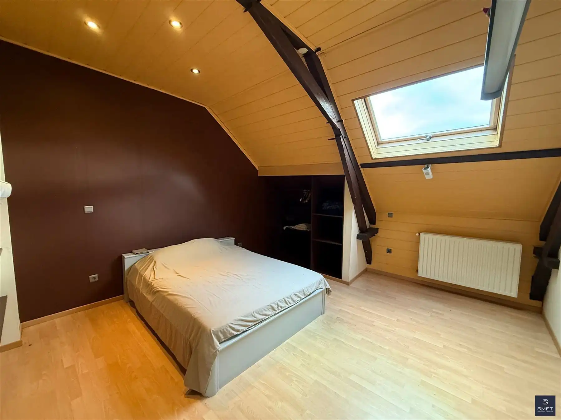 Gelijkvloerse handel-/kantoorsruimte met riant woonhuis foto 18