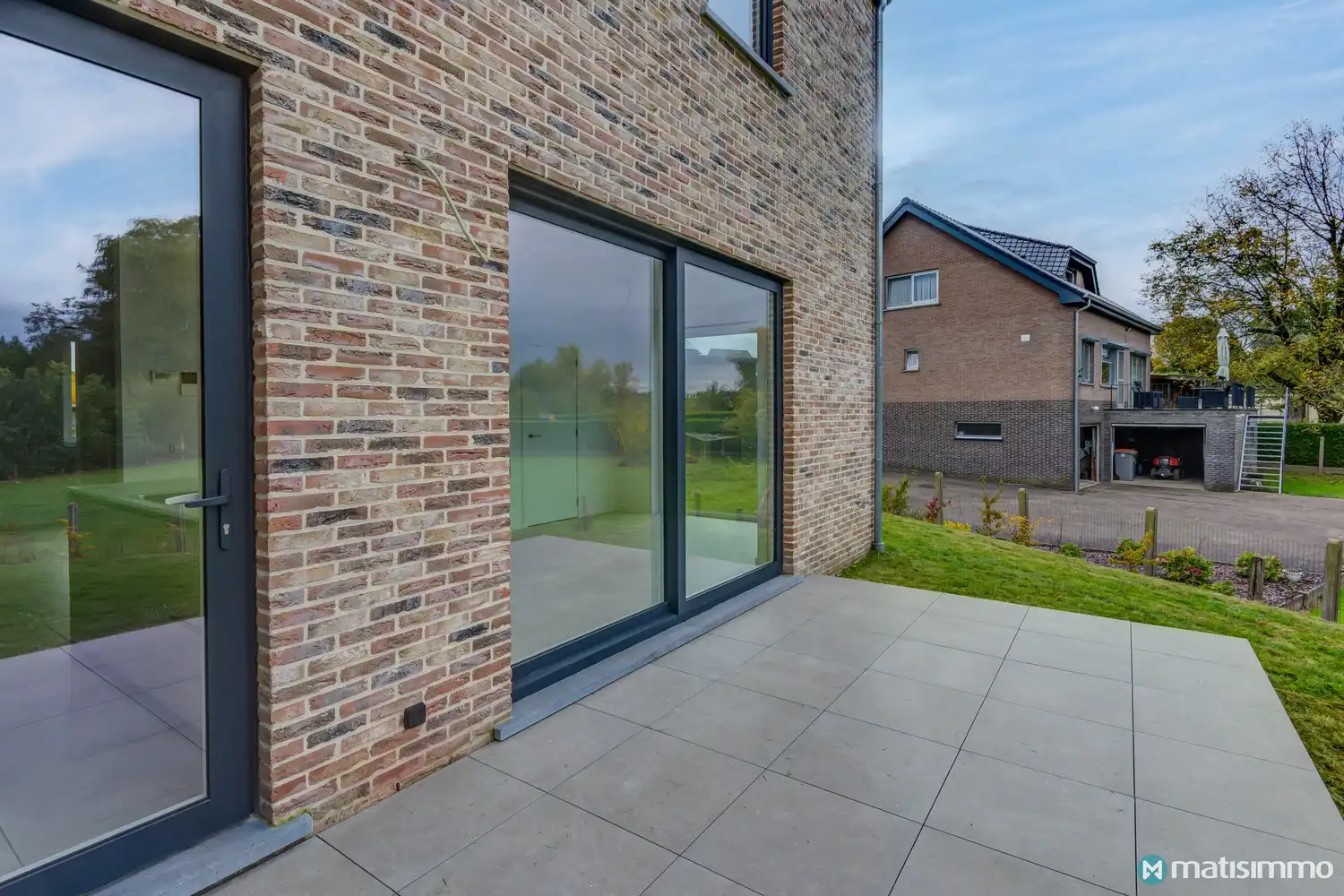 ENERGIEZUINIGE NIEUWBOUWWONING MET 3 SLAAPKAMERS TE BILZEN foto 22