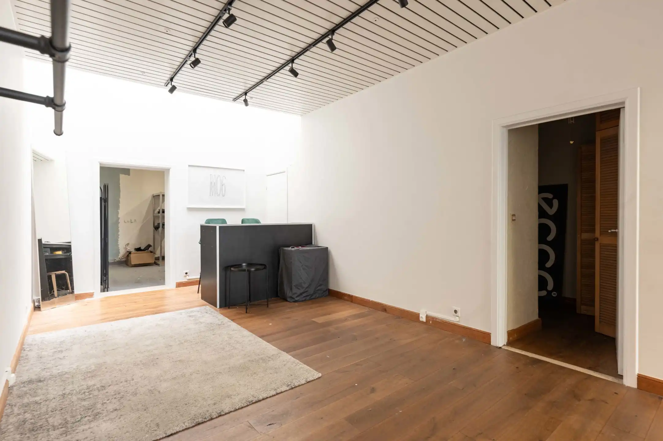 Karaktervol handelspand met duplex op toplocatie foto 5