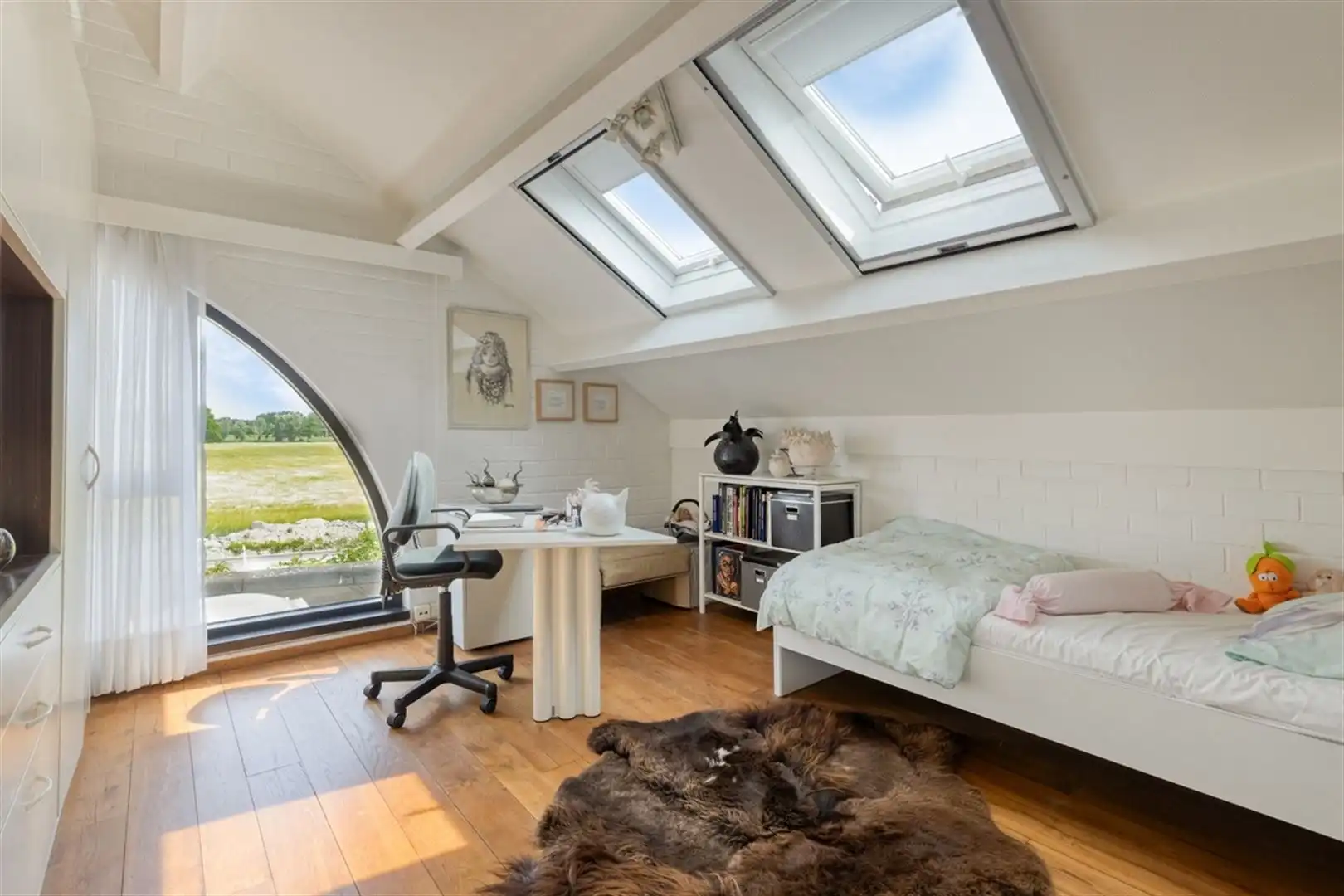 Goed onderhouden villa met prachtige tuin en adembenemende verzichten. foto 22