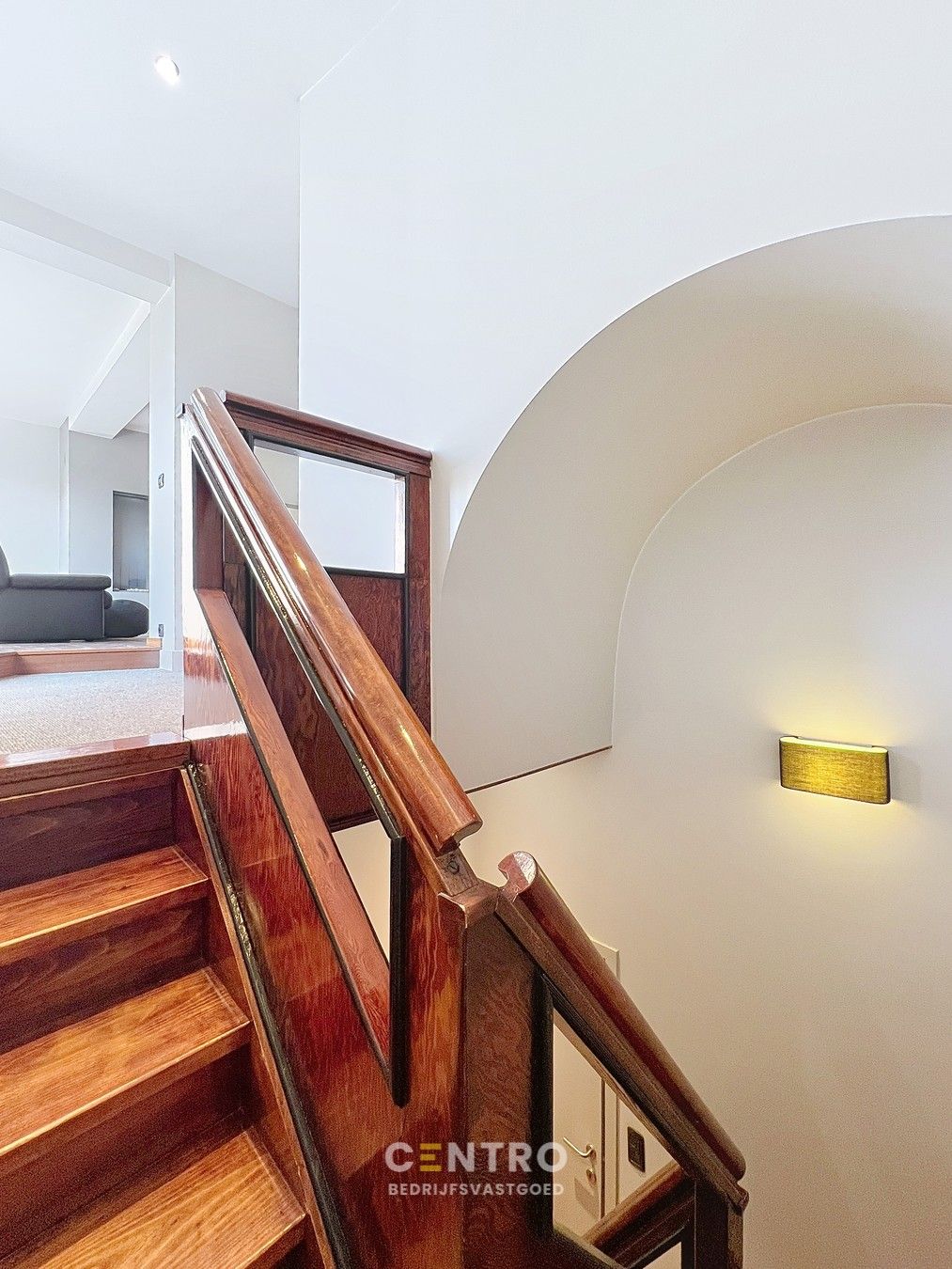 INSTAPKLARE woning met riant dakterras en incl. ondergrondse garage te Tielt! foto 6