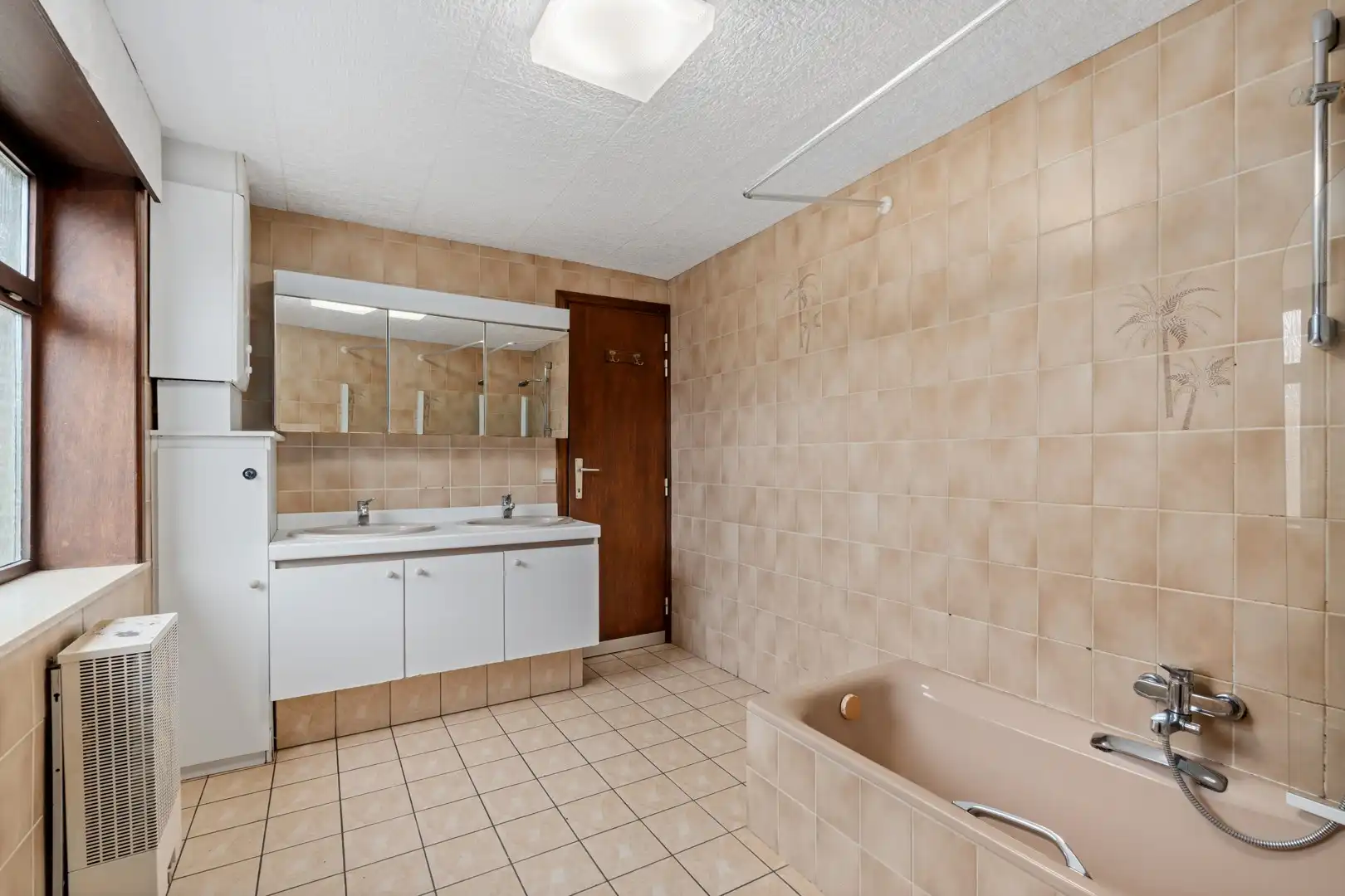 Halfopen woning met tuin en 3 slaapkamers foto 12