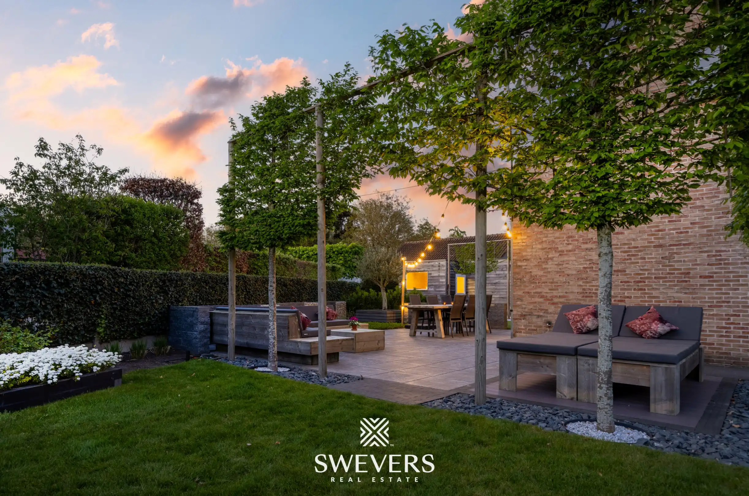 Instapklare woning met prachtig aangelegde tuin en bijgebouw in Helchteren foto 34