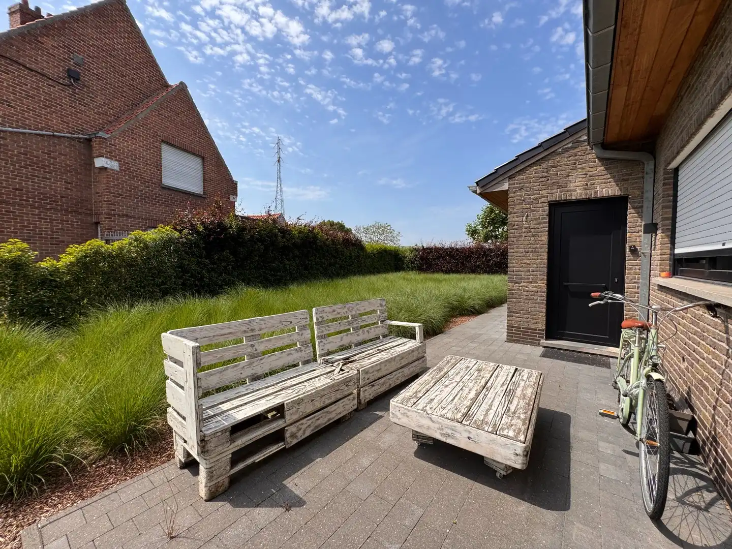 Verhuurd handelspand met mogelijke huisvesting voor seizoenarbeiders in Waregem foto 24