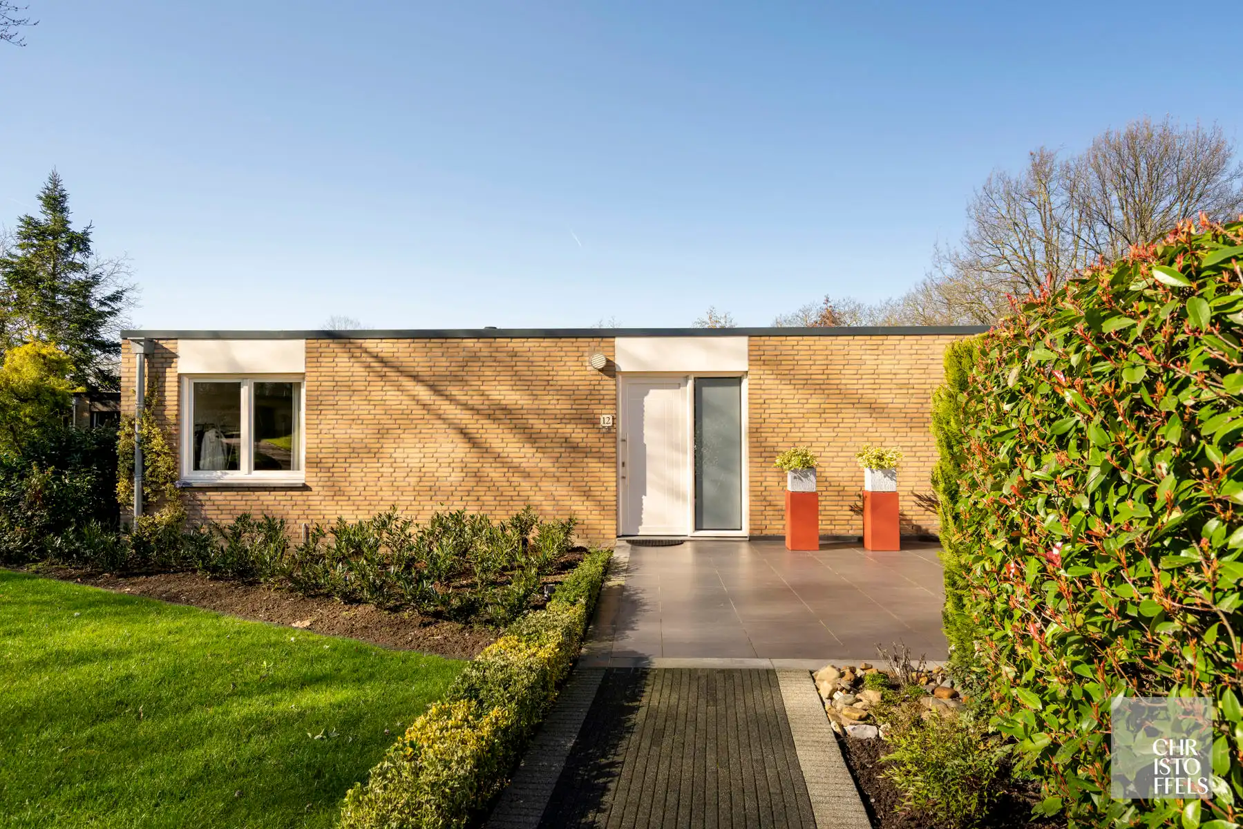 Gelijkvloerse woning van 145m², rustig gelegen nabij Park Pietersheim te Lanaken foto {{pictureIndex}}