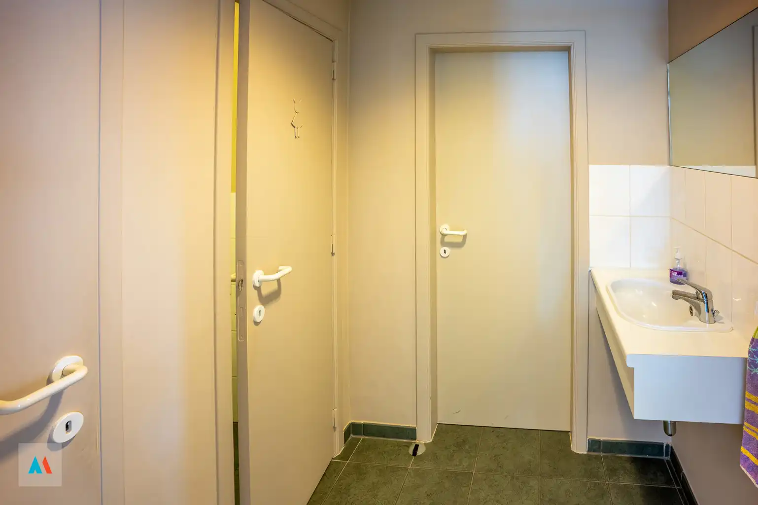 Professionele ruimte met potentieel foto 16