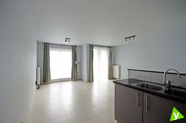 Comfortabel appartement met garage in het centrum van Eeklo! foto 3