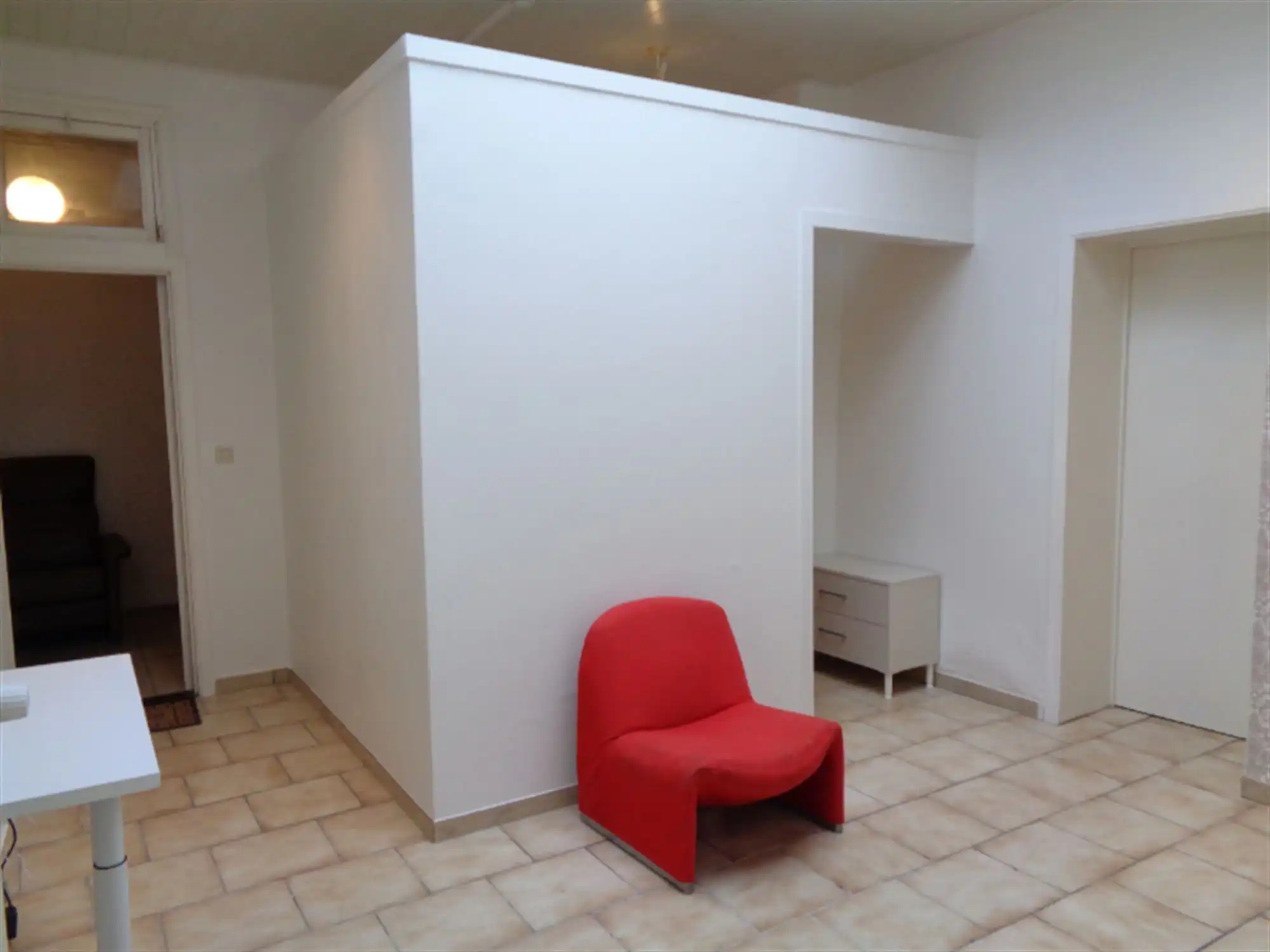 Gemeubelde studio verbruik ingebrepen foto 4