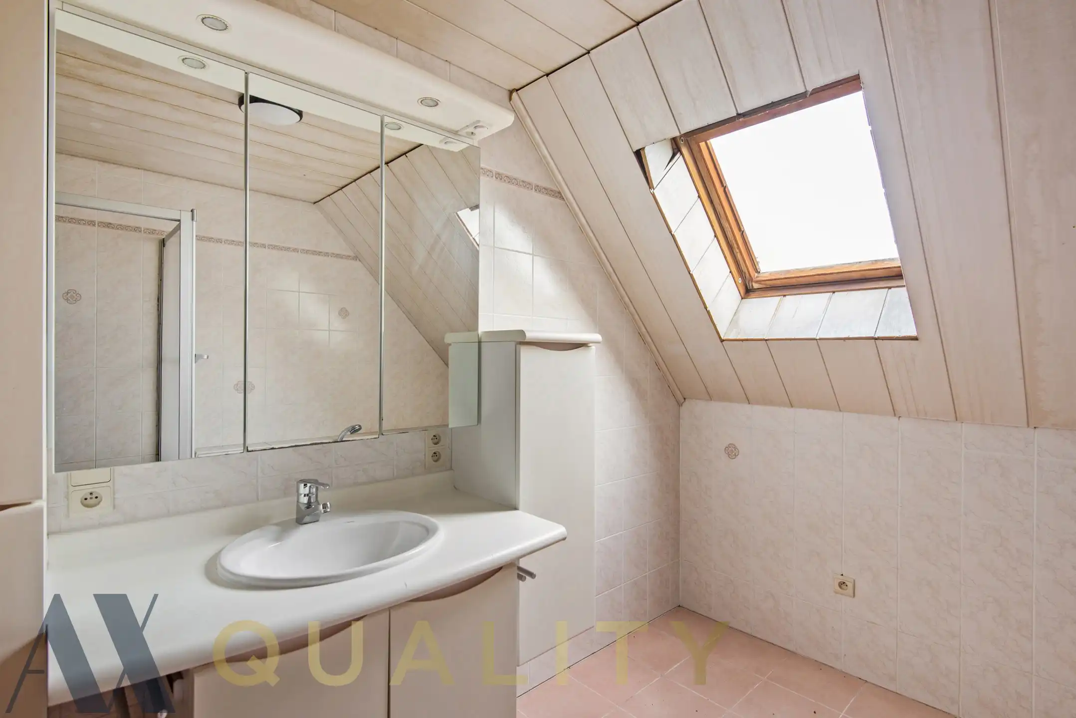 IN OPTIE Rustig en landelijk gelegen villa met weiland op 30 are 94 ca foto 27