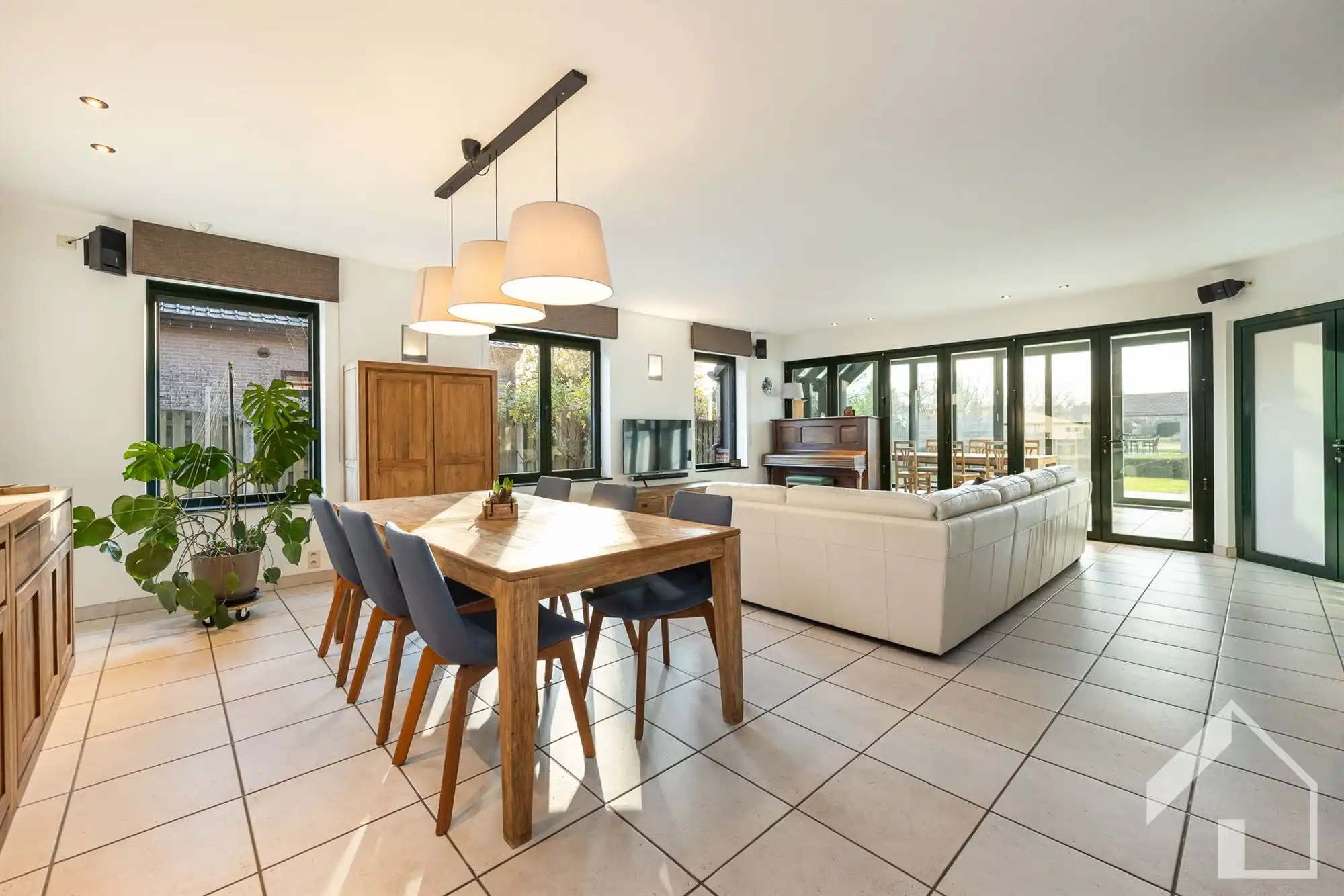 Prachtig landhuis nabij het centrum van Broechem foto 5