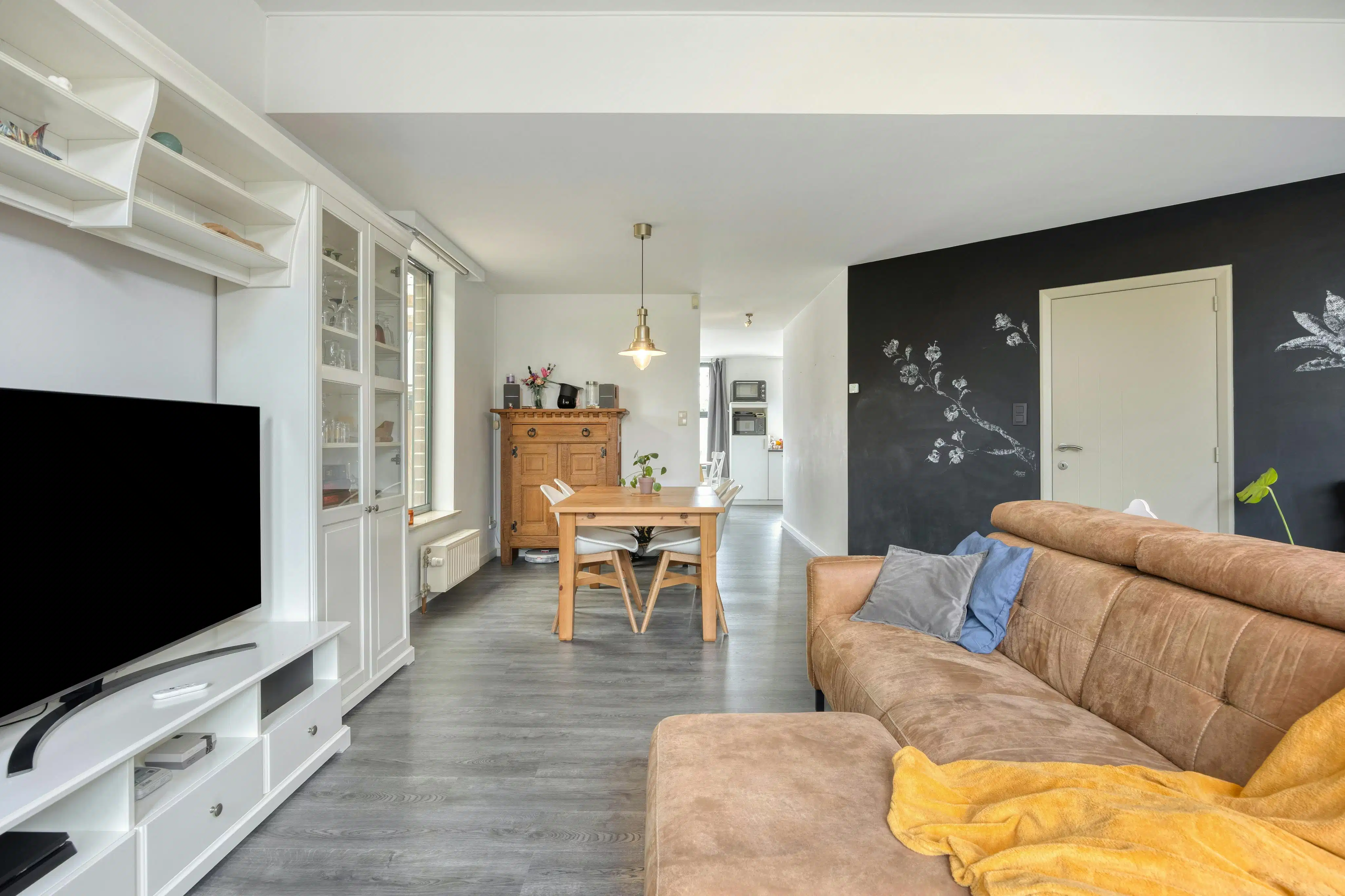 Instapklare woning met 4 slaapkamers te koop in Loenhout! foto 9