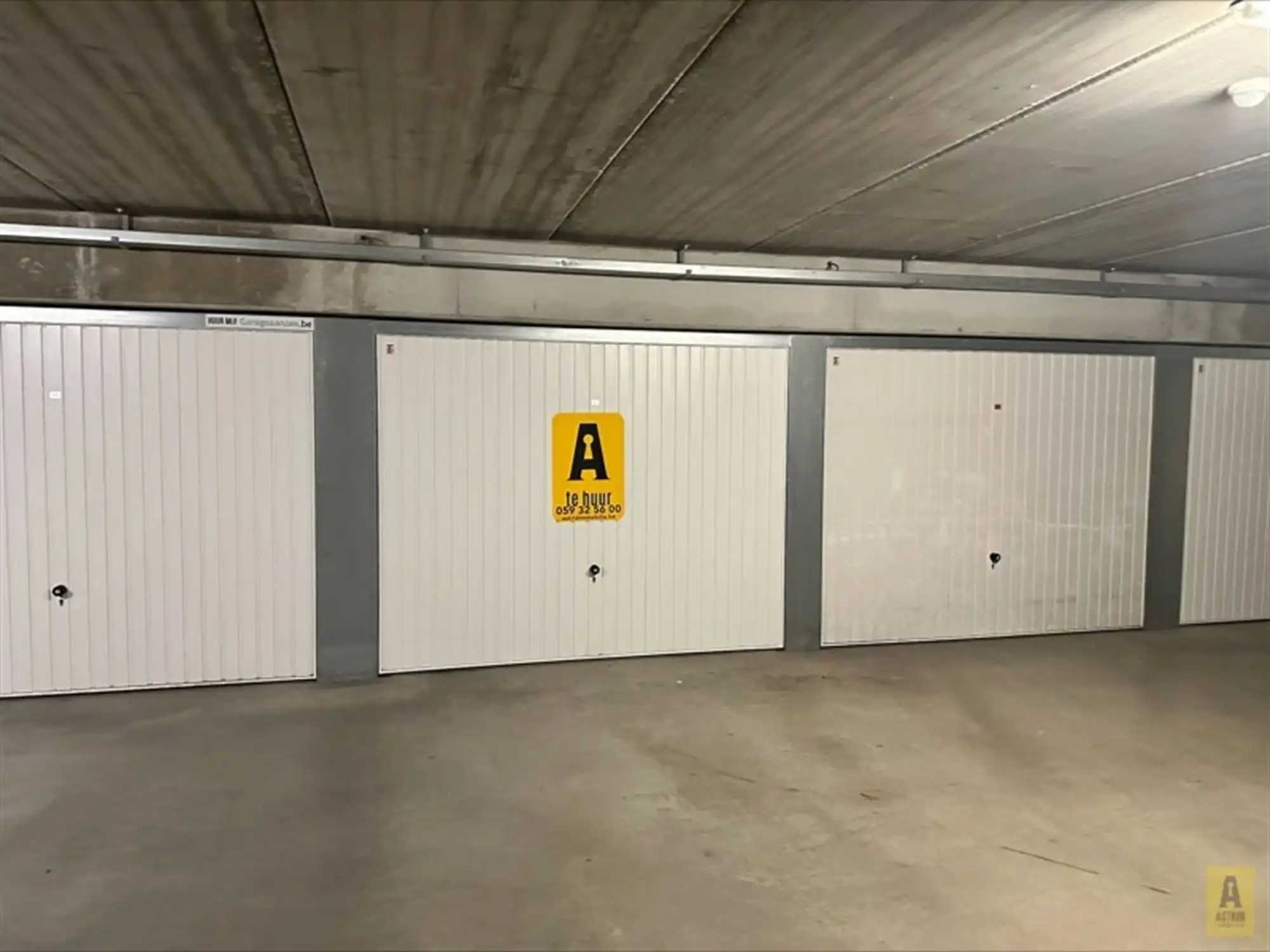 Afgesloten ondergrondse garagebox in centrum! foto 2