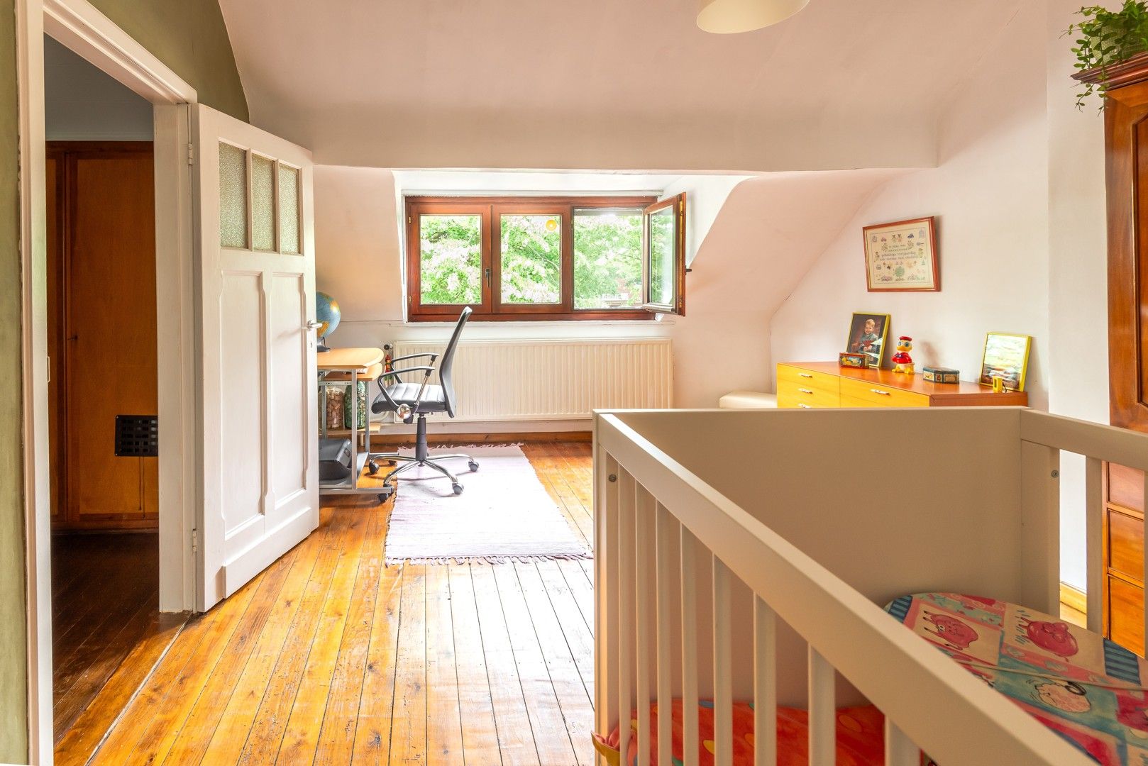 Charmante woning met groene tuin in het hart van Schoten foto 22