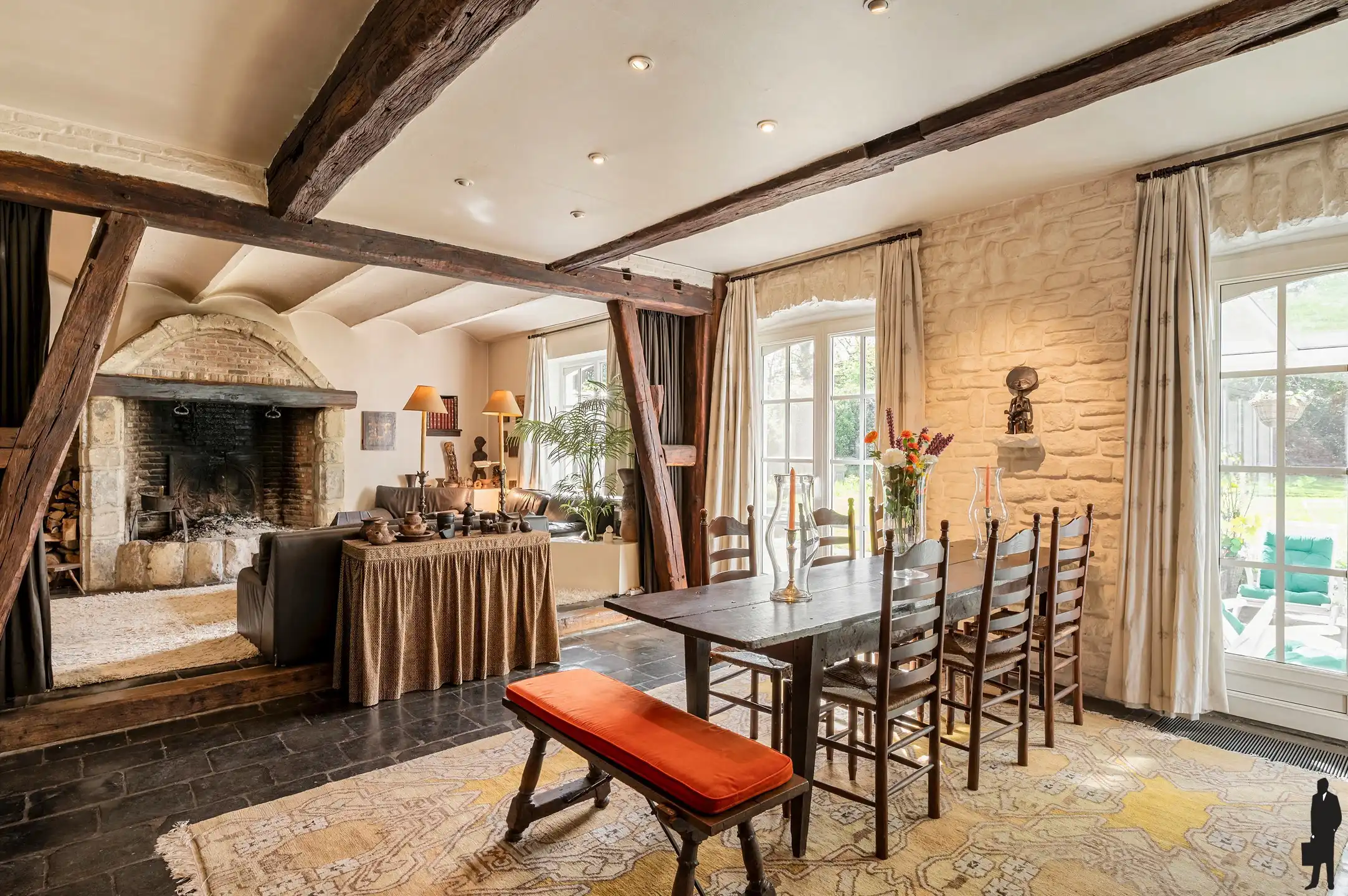 Uniek landhuis met ruim bijgebouw op riant perceel van 4.855 m², pal zuid georiënteerd foto 9