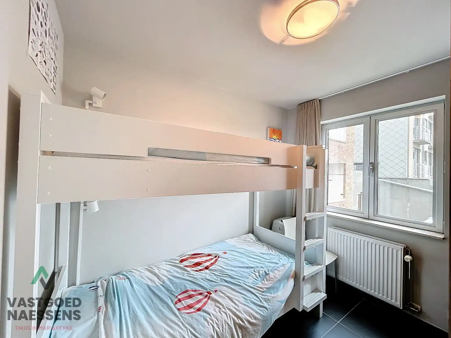 INSTAPKLAAR 2 SLPK APP - ZIJDELINGS ZICHT OP ZEE foto 11