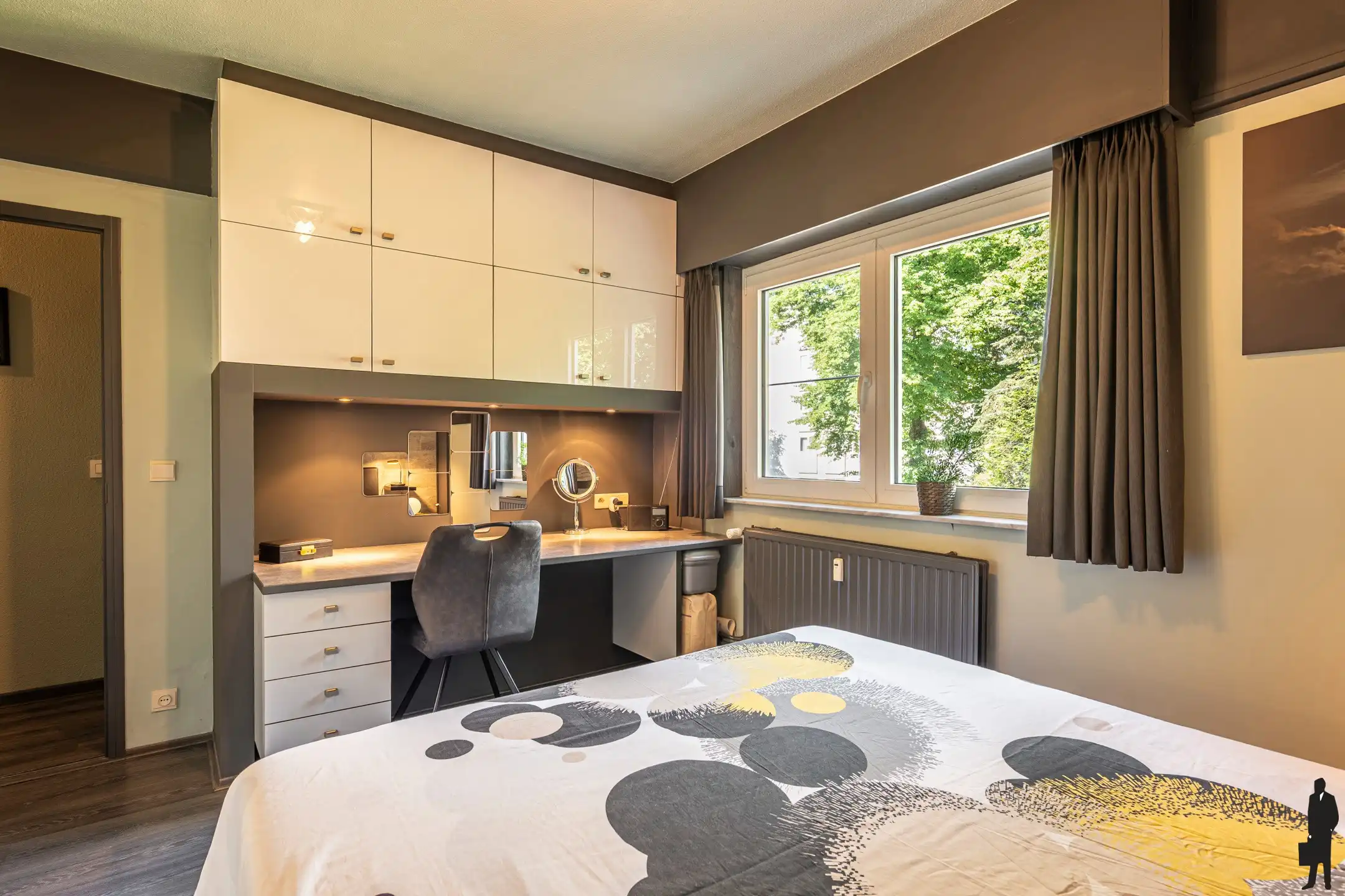 Ruim 3-slaapkamerappartement in groen woonpark foto 13