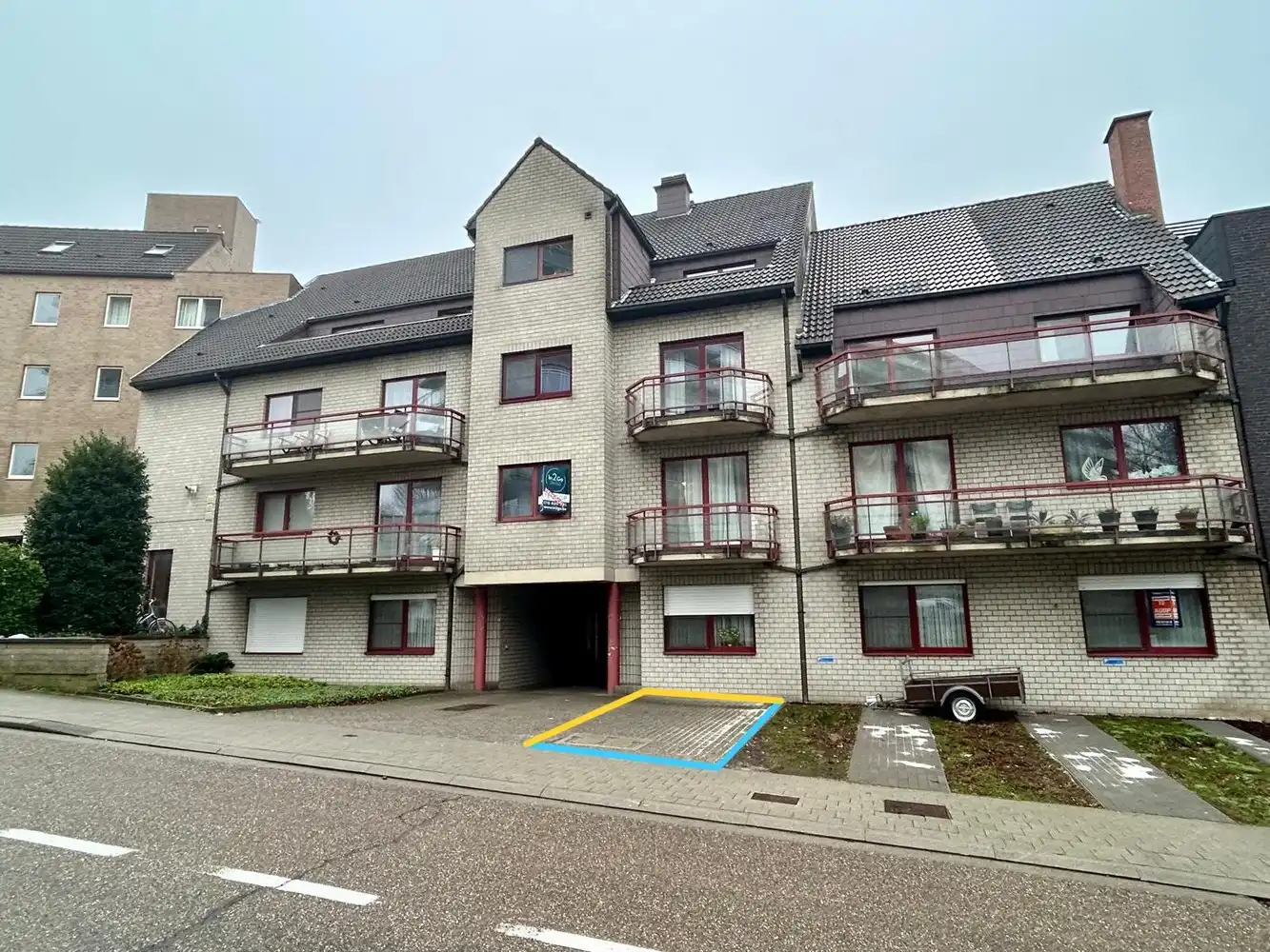 Goed gelegen autostaanplaats te Heverlee foto {{pictureIndex}}