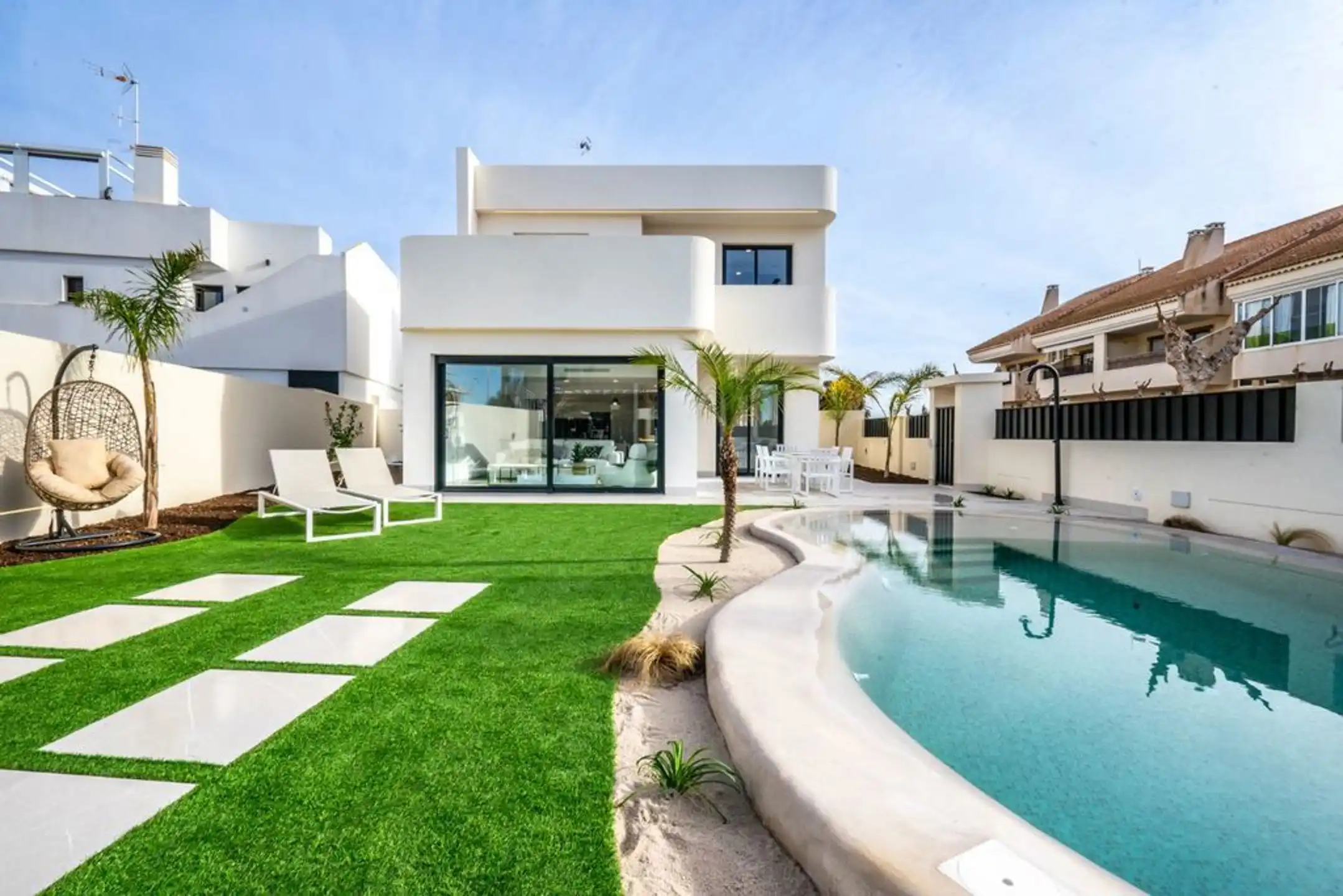 SPANJE - Villa's 3 slaapkamers Ibiza Style, rustig gelegen. foto 3