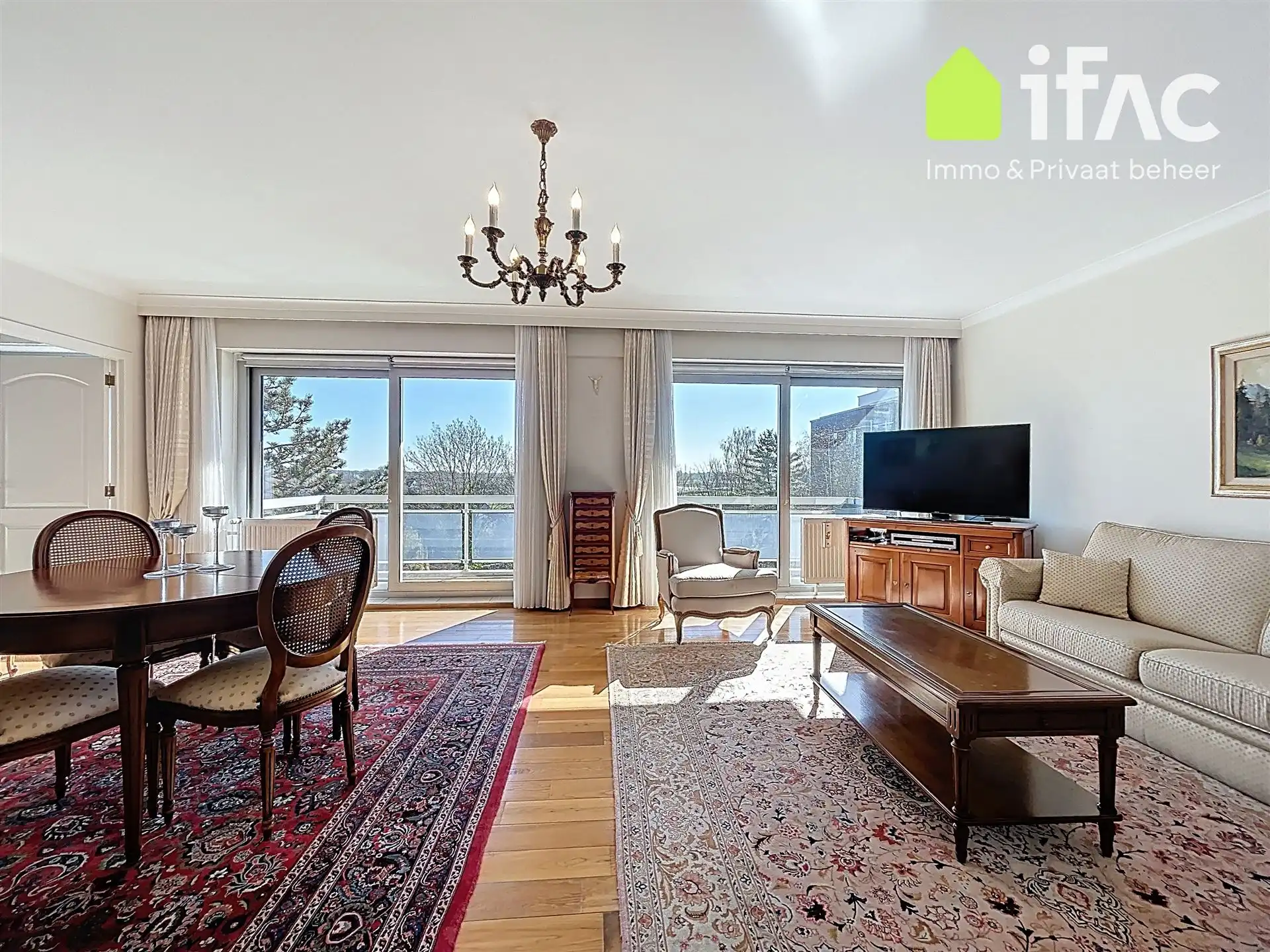 Ruim appartement met 3 slaap-, 2 badkamers en garagebox  foto 7