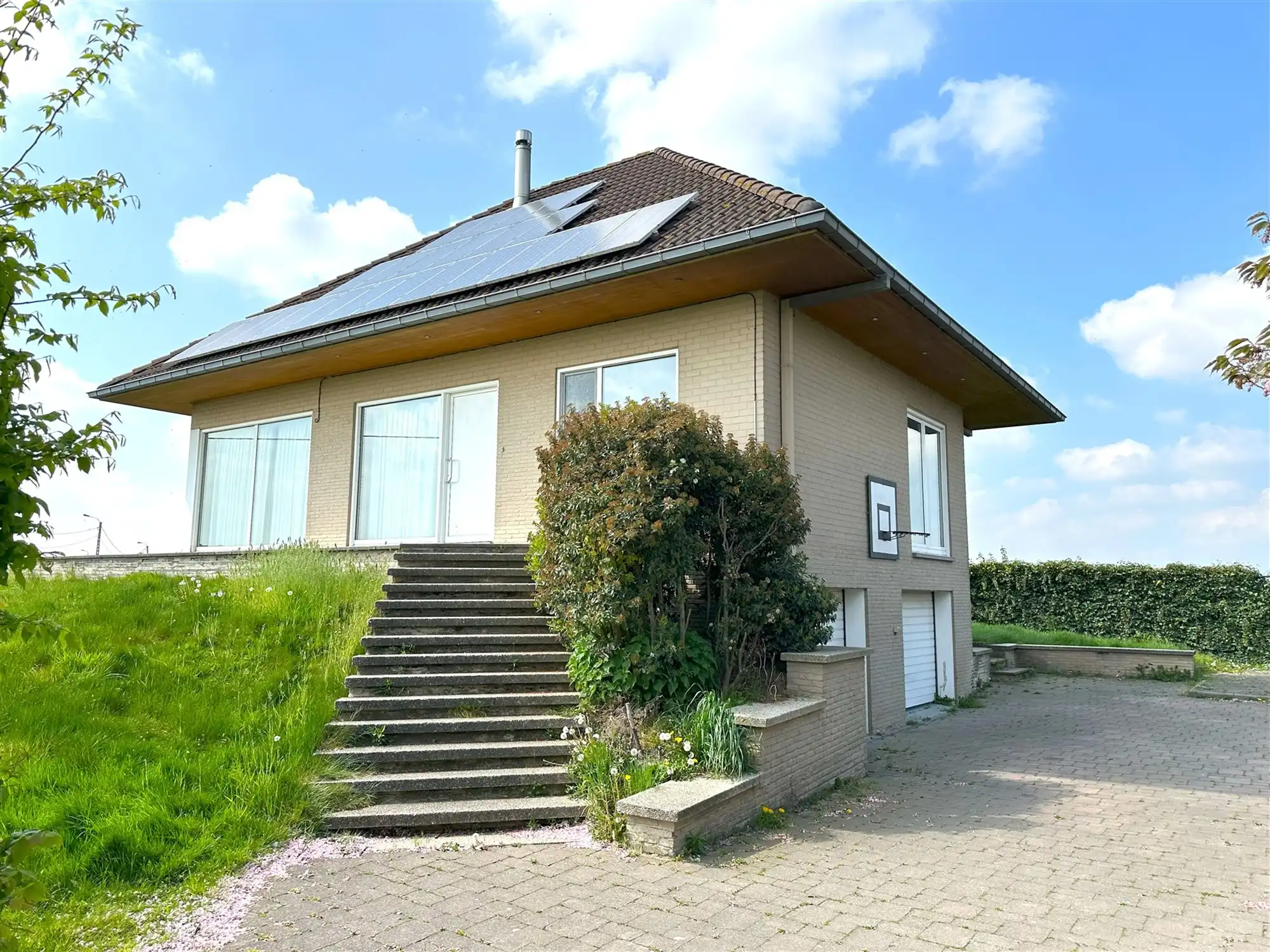 Huis foto {{pictureIndex}}