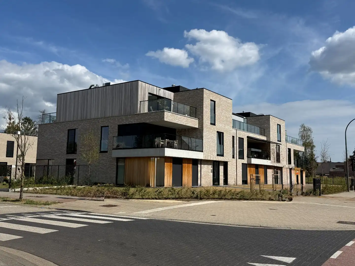 Residentie Balique - hedendaags wonen te St-Job-in-'t-Goor foto {{pictureIndex}}