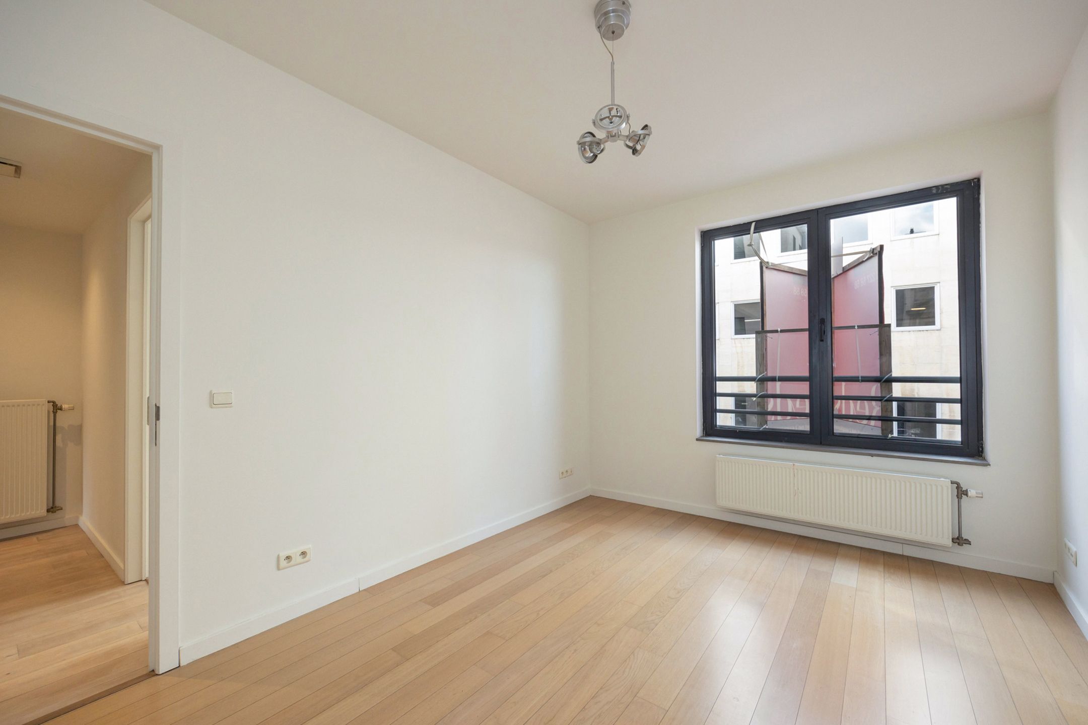 Appartement met ruim terras te huur in centrum Antwerpen foto 10