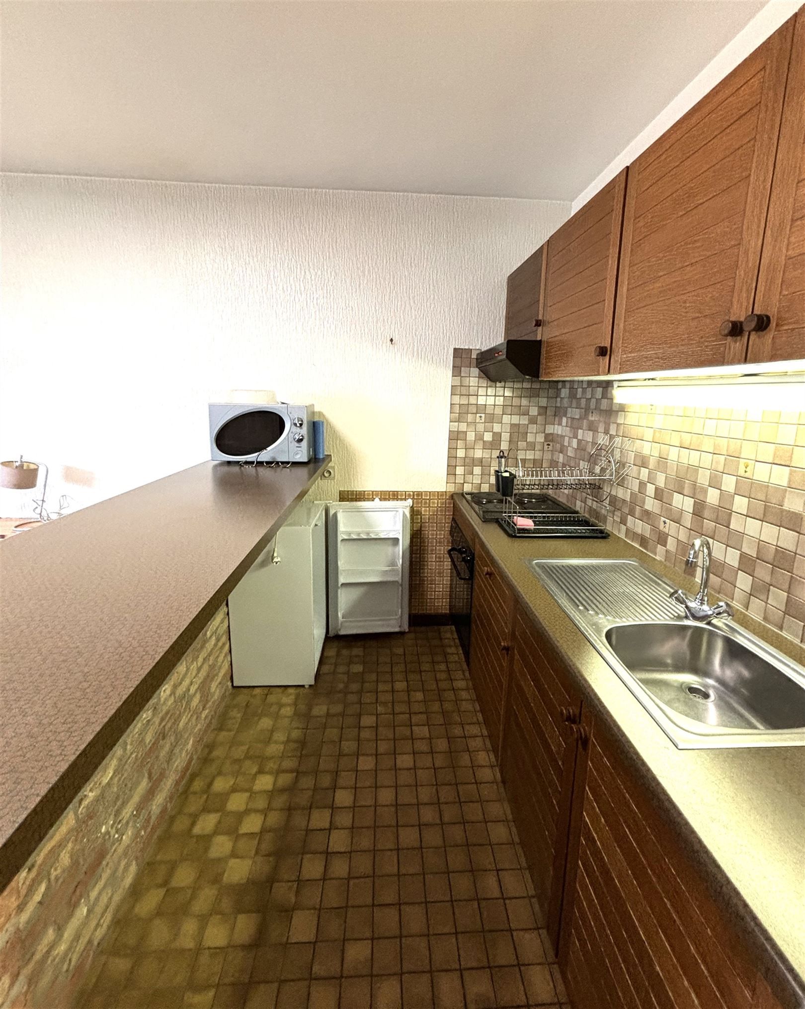 Gemeubelde studio Te Huur  foto 7