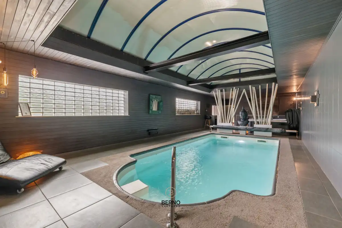 Veelzijdig pand met ruimte, rust en eindeloze mogelijkheden foto 11