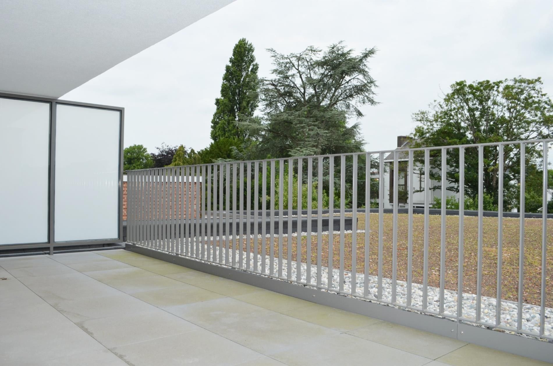 Bijna-enegieneutraal quasi nieuwbouw appartement met drie slaapkamers foto 7