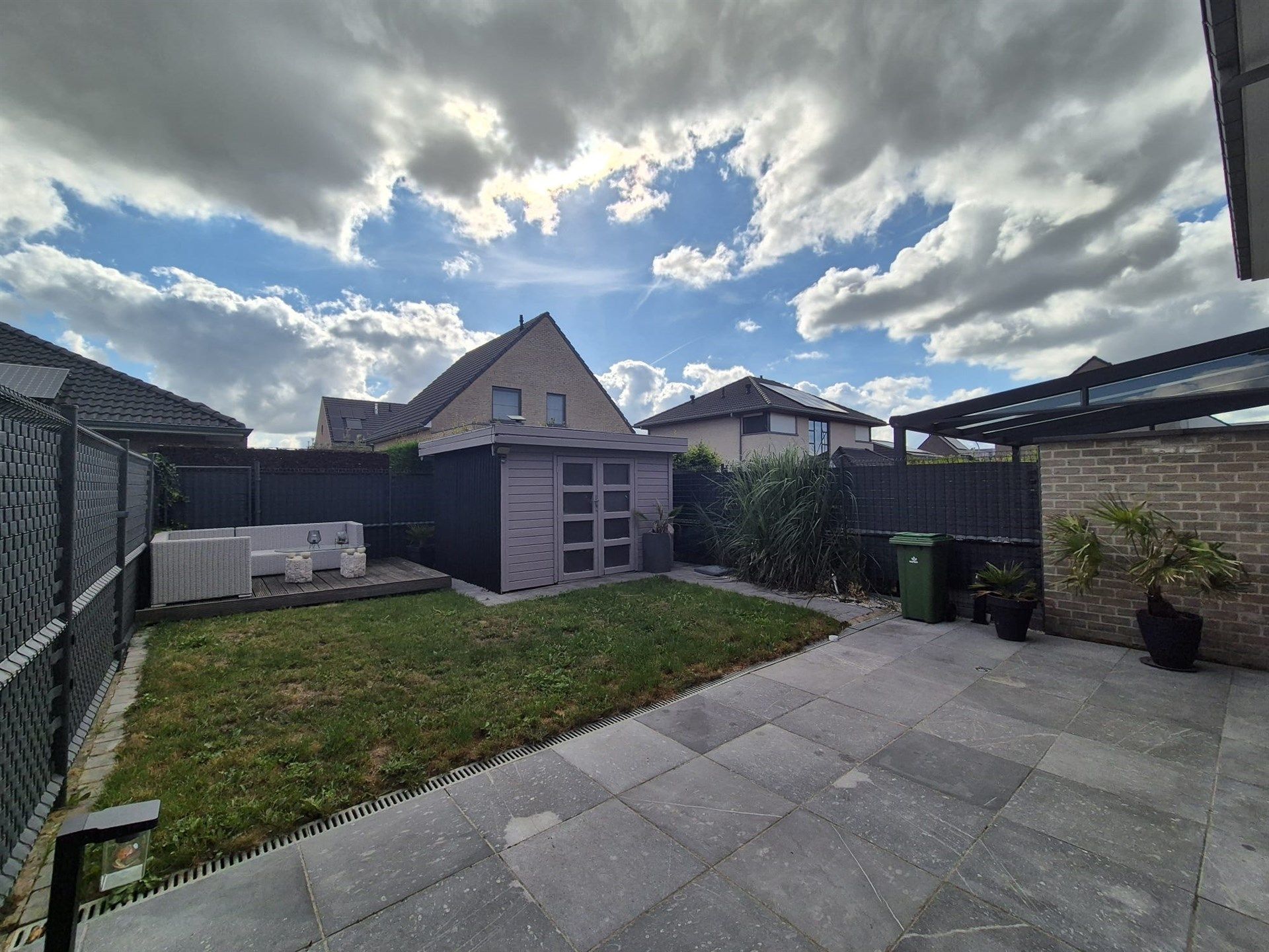 Rustig gelegen energiezuinige woning met garage.  foto 12