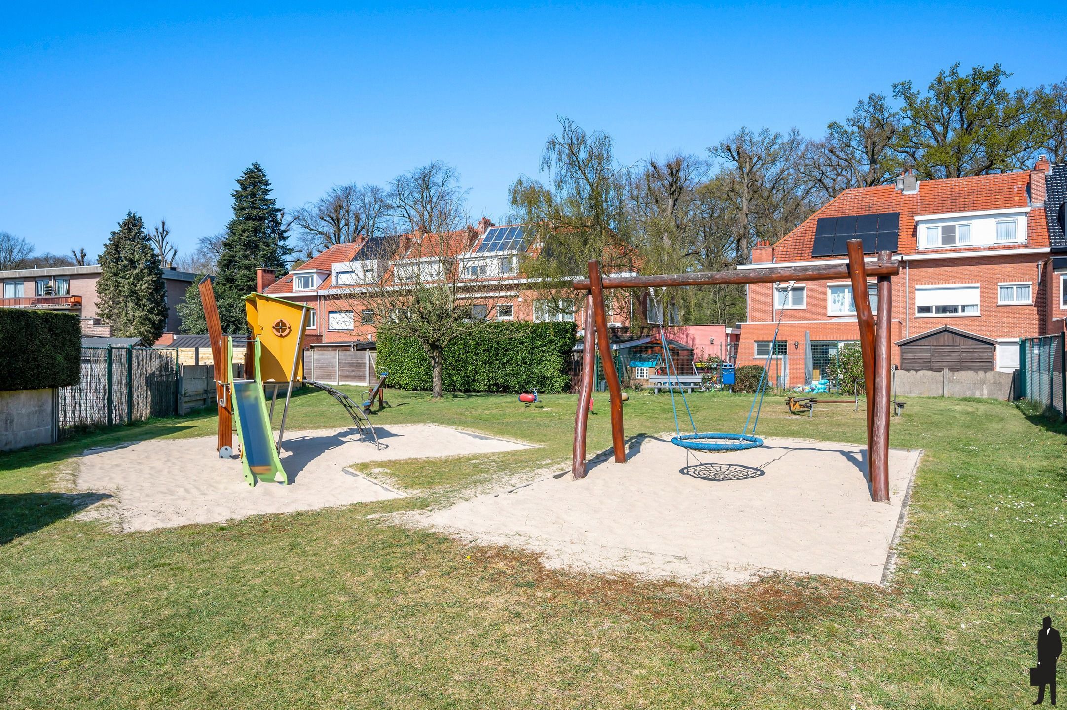 Appartement met XL terras en parking! foto 20