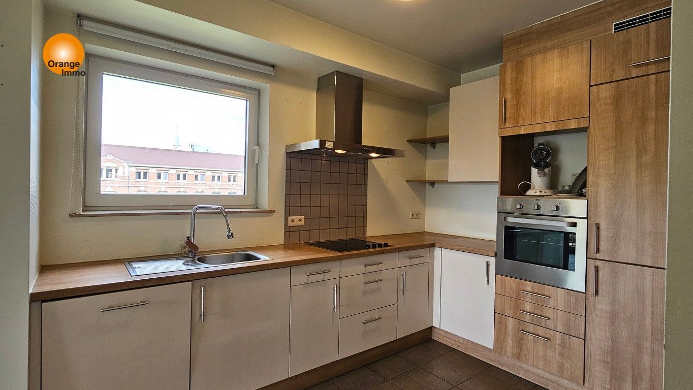 Appartement gelegen in het hartje van Maasmechelen. foto 4