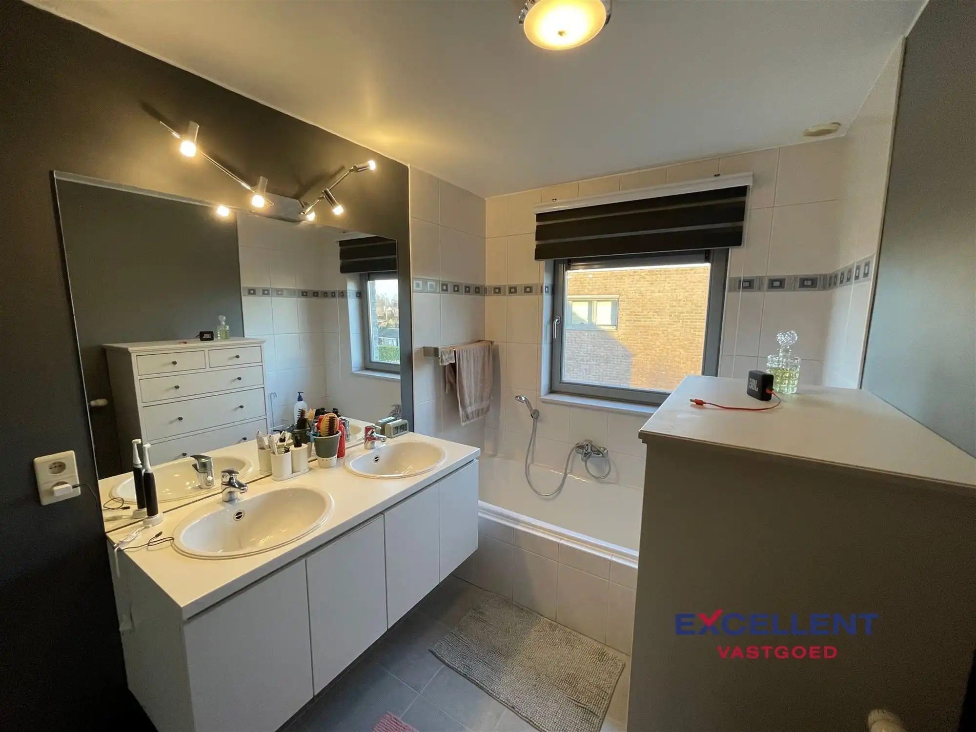 Rustig gelegen halfopen woning te huur in Deinze foto 11