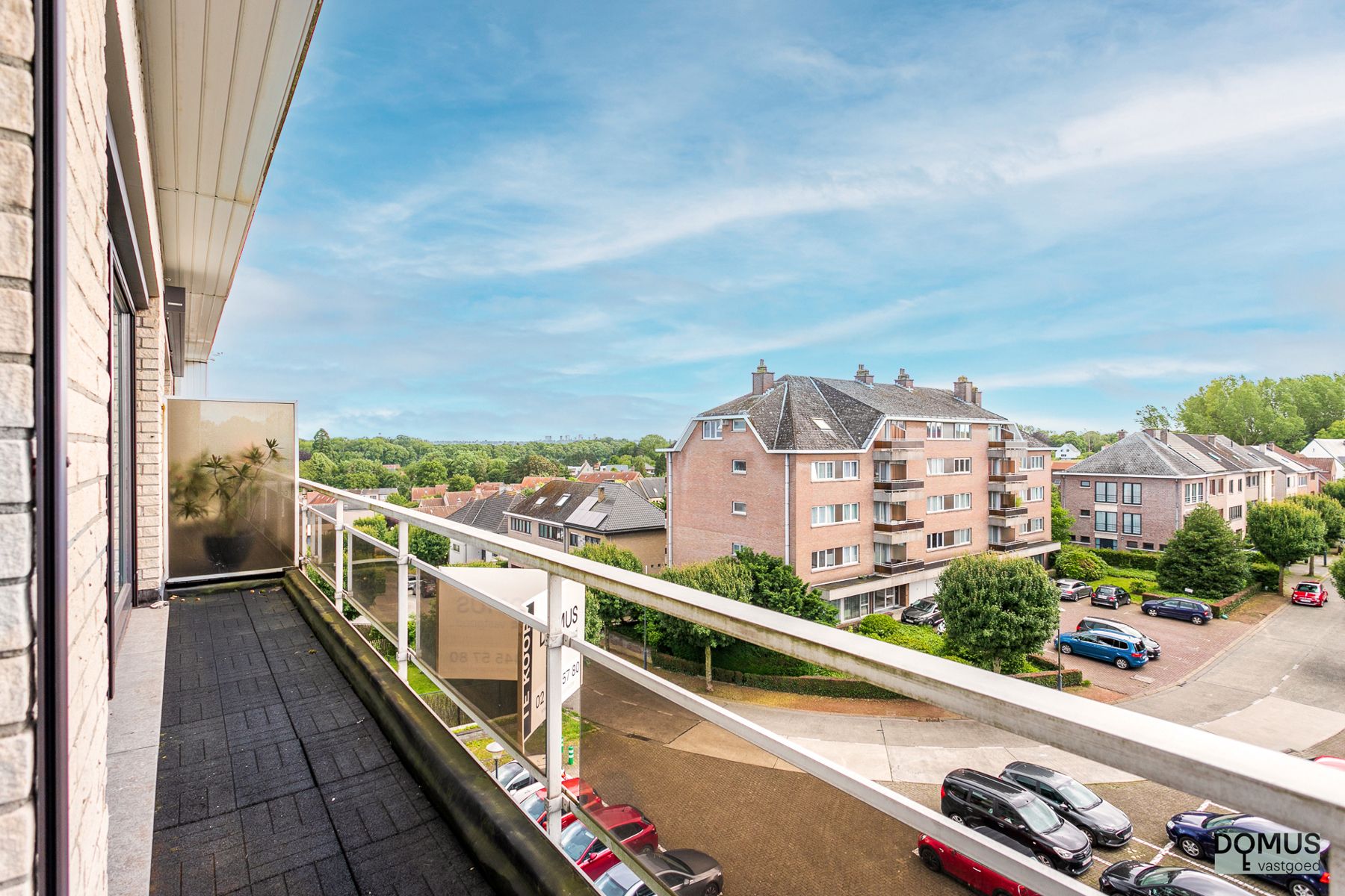 Prachtig lichtrijk appartement met adembenemend uitzicht foto 8