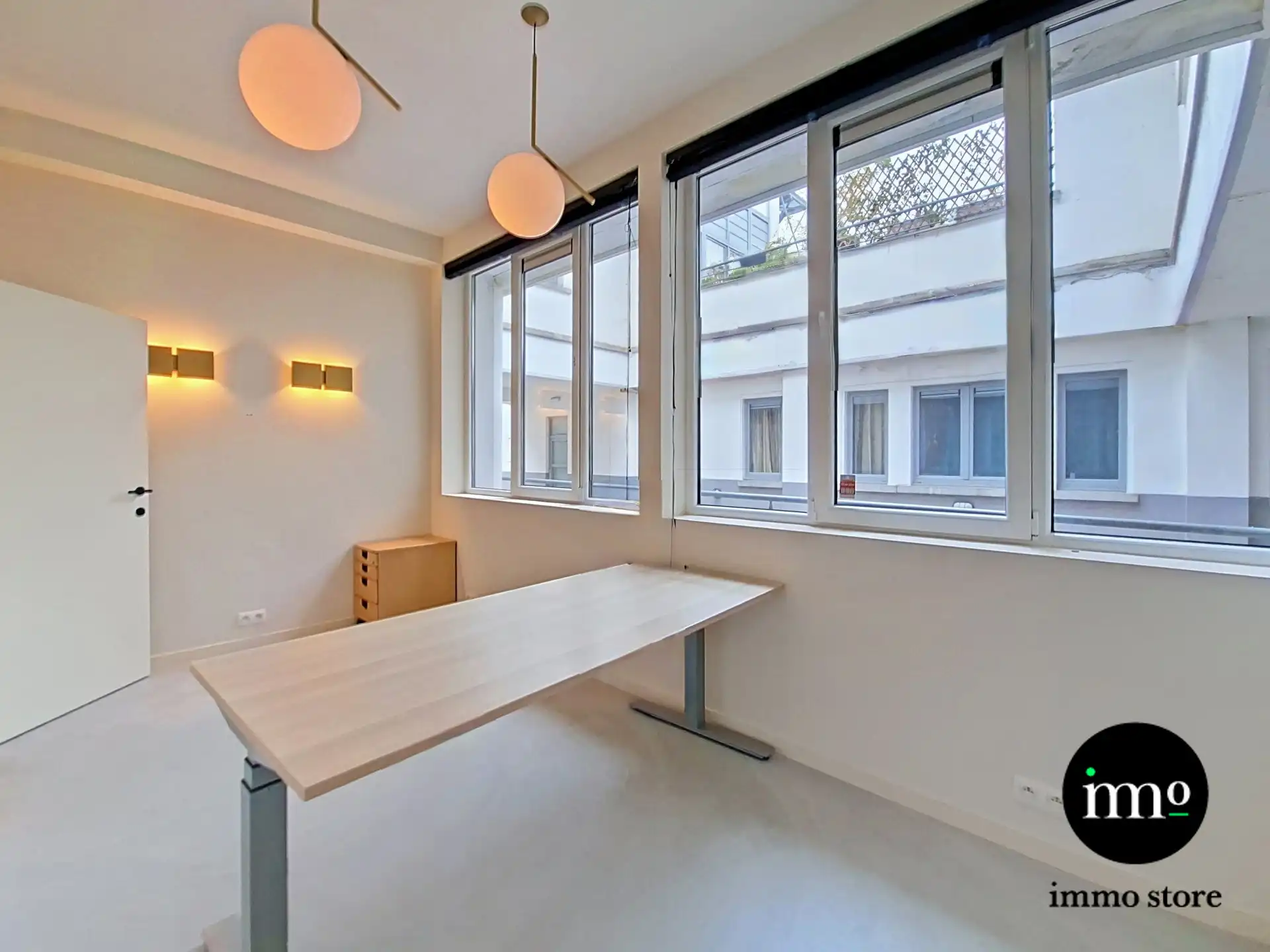 Instapklaar duplex-bureau met 4 parkeerplaatsen foto 7