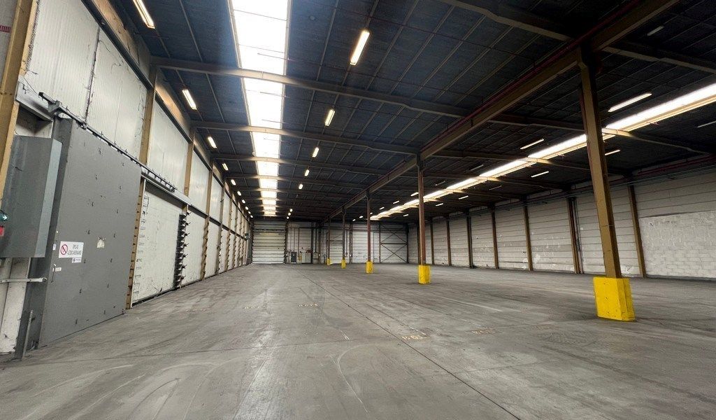 Opslagruimte met laadkade te huur in Zwijnaarde foto 5