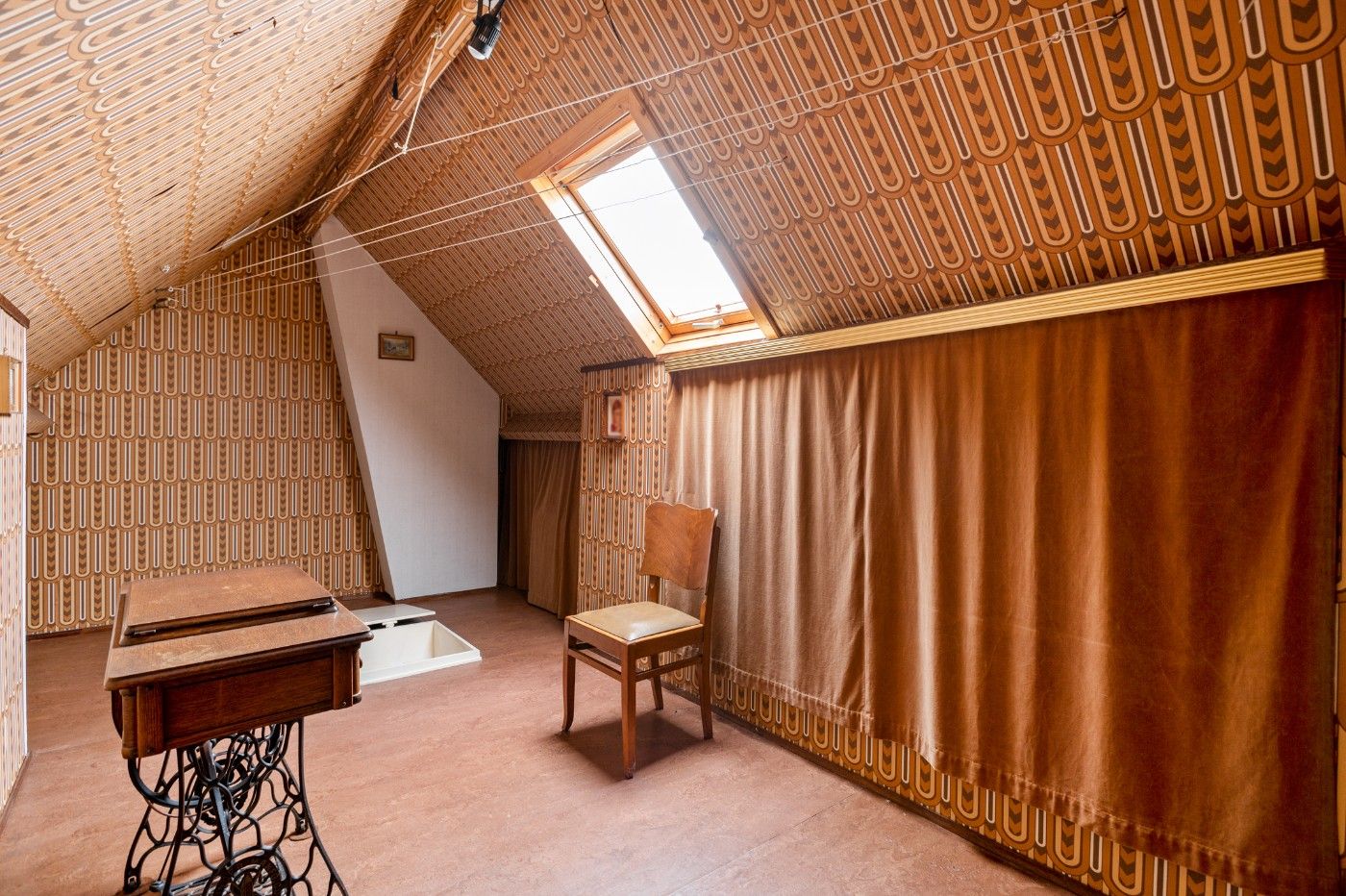 Top gelegen, grote woning met gigantische inpandige garage en diepe tuin in centrum Kapellen foto 25