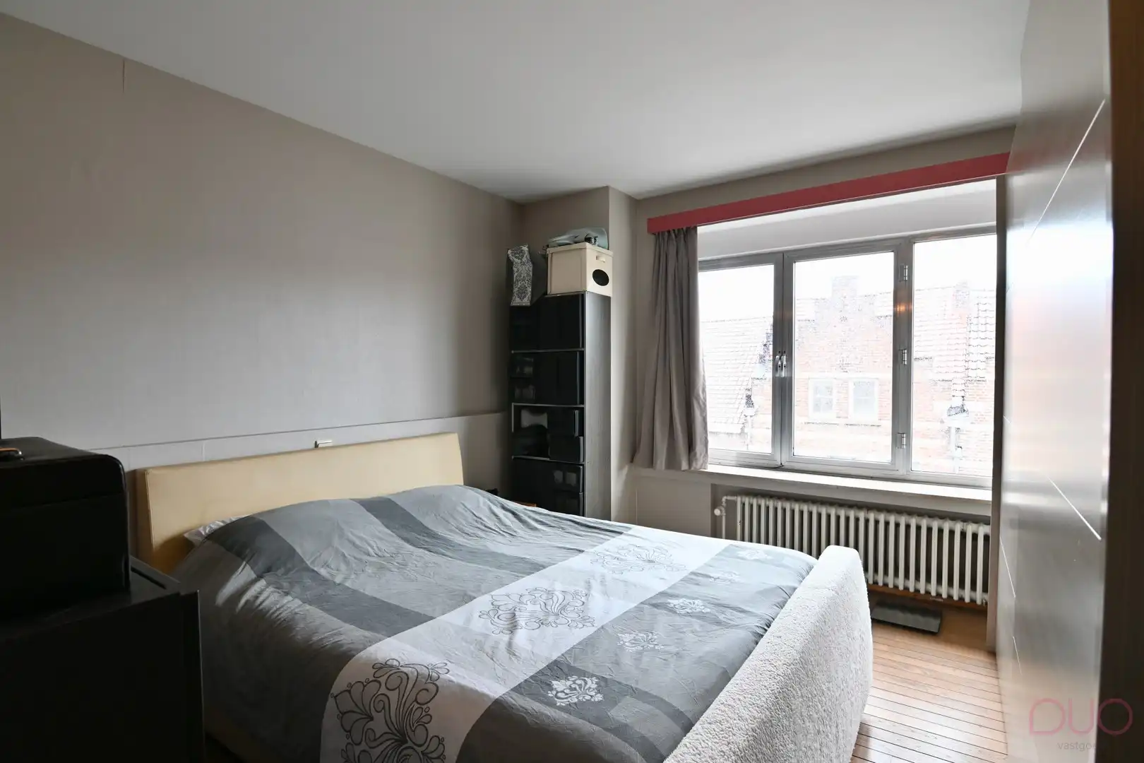 Centraal gelegen appartement met drie slaapkamers en terras foto 10