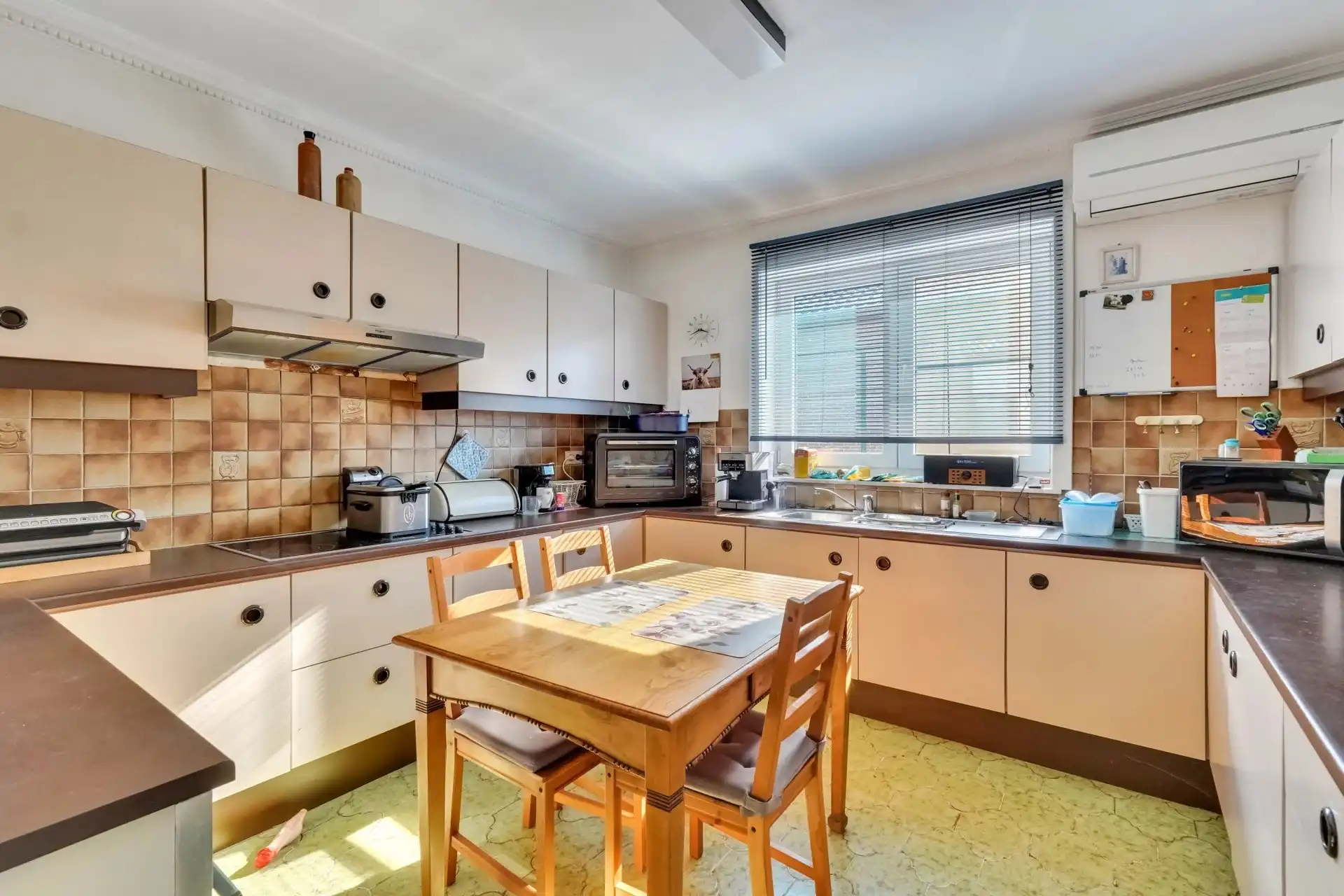 Ruime villa met 3 slaapkamers, dubbele garage en zolder van 116m² - landelijke topligging in Schalkhoven foto 10