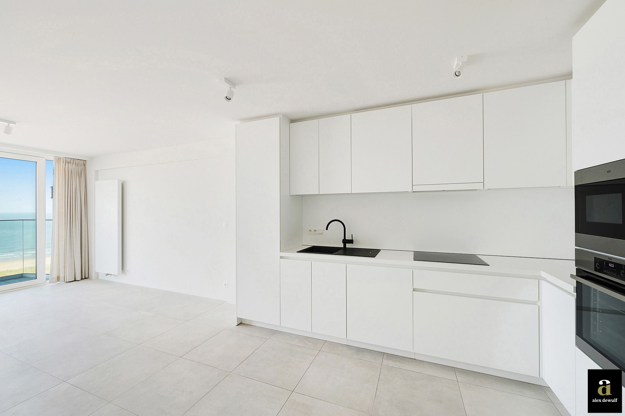 Stijlvol appartement met zeezicht op de Zeedijk foto 4