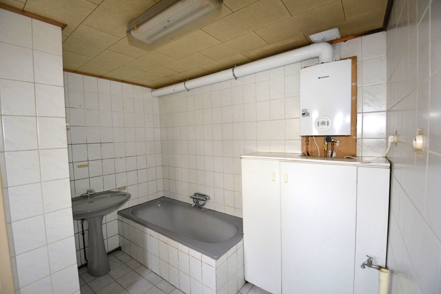 TE RENOVEREN HOB MET 2 SLK, GARAGE EN TUIN! foto 6