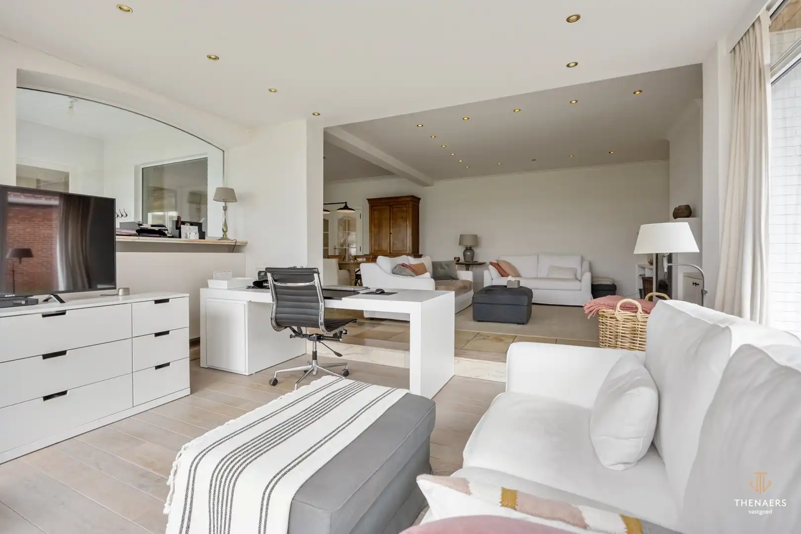 Charmante en bijzonder ruime open bebouwing met prachtige tuin en 4 slaapkamers in Sint-Truiden – Zepperen. foto 10