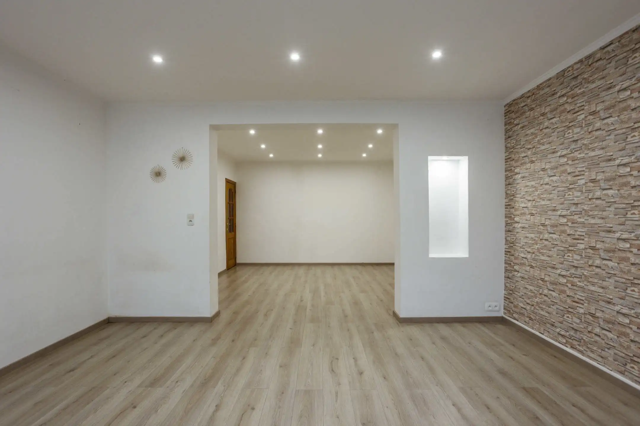 Ruime gezinswoning met aangename zuid-gerichte tuin. foto 5