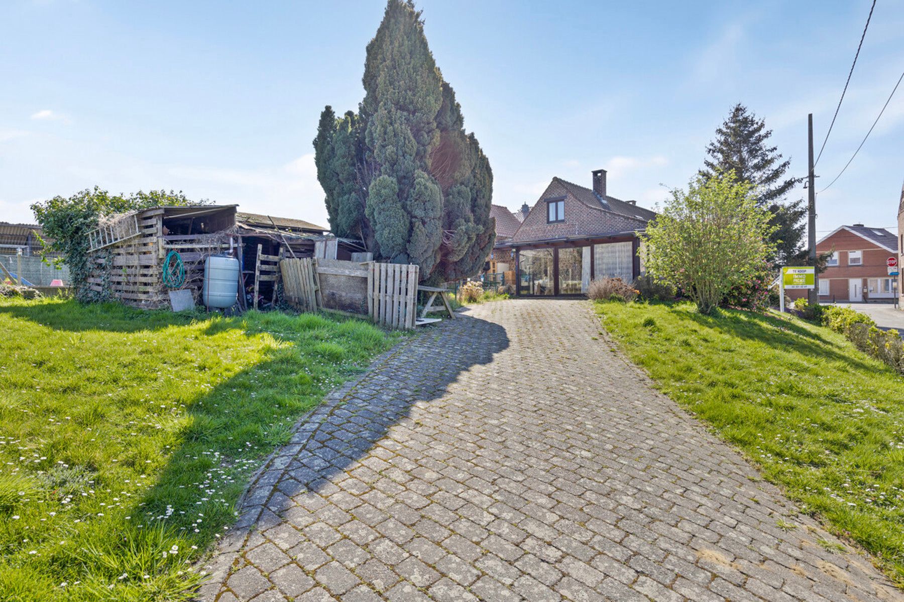 OPTIE Te verfraaien woning op gunstige ligging in Halle foto 24