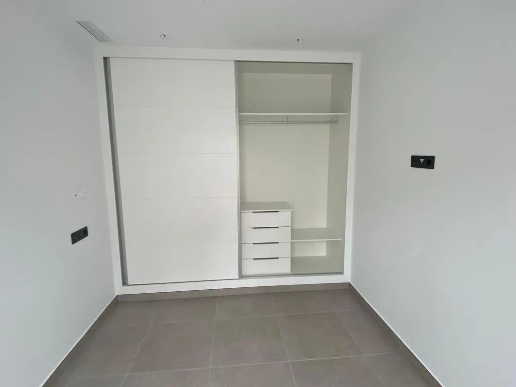 Zorgeloos genieten onder de zon: moderne villa’s met privézwembad op wandelafstand van de zee in Los Alcázares foto 14