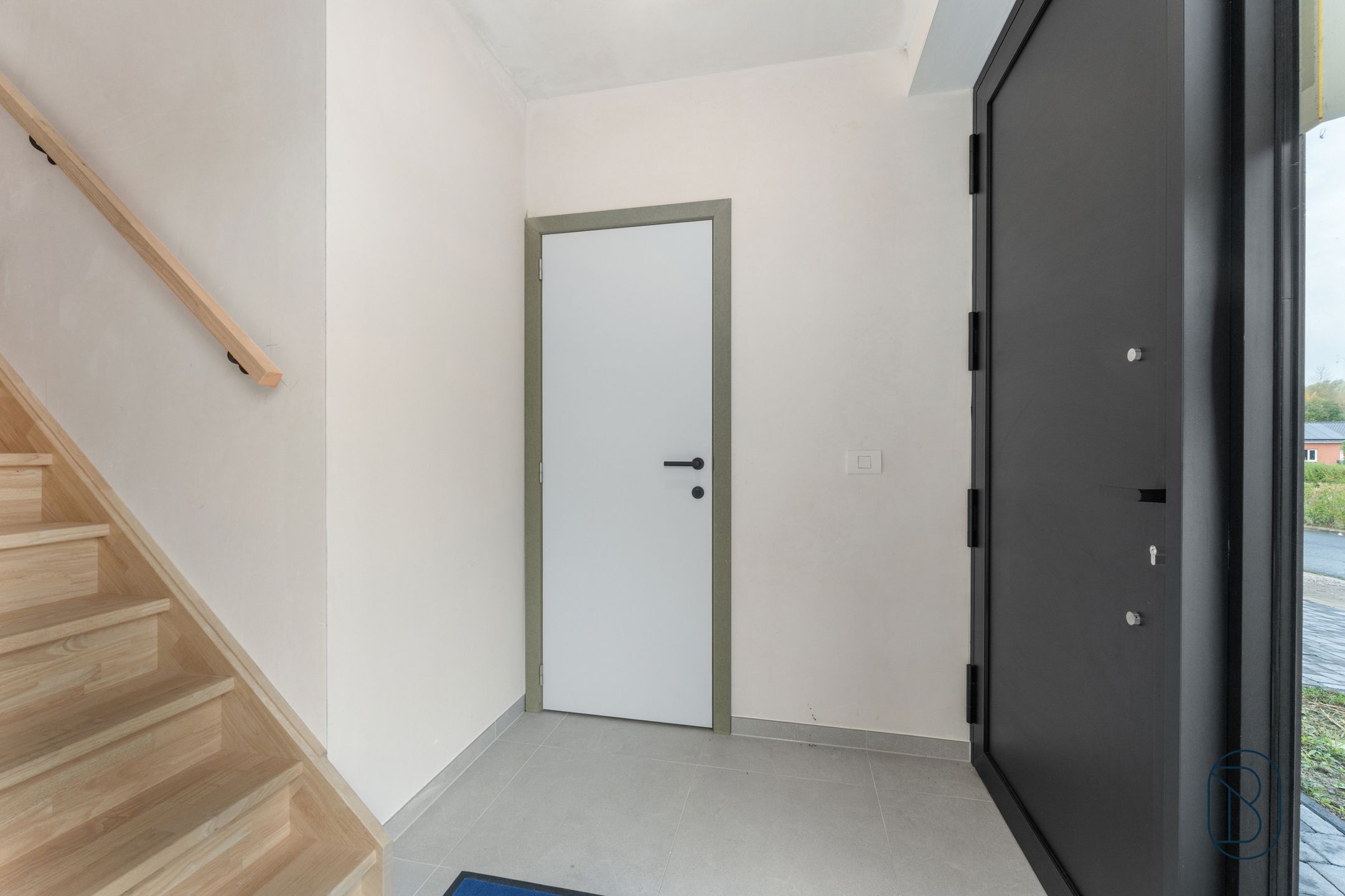 Nieuwbouwwoning met zonnepanelen, zuidgerichte tuin in Marke foto 15