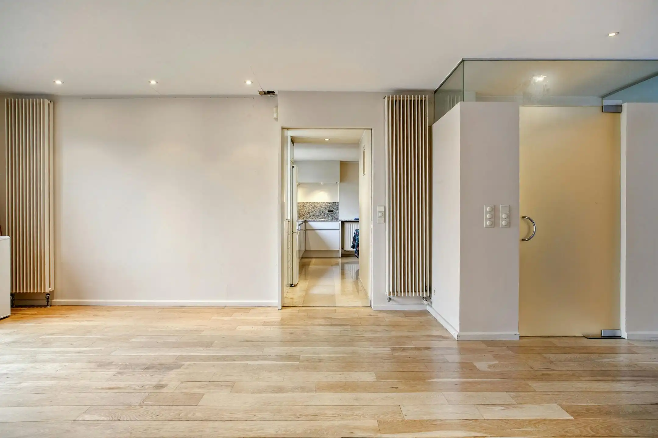 Sportcentrum met woning te koop in Roeselare foto 5