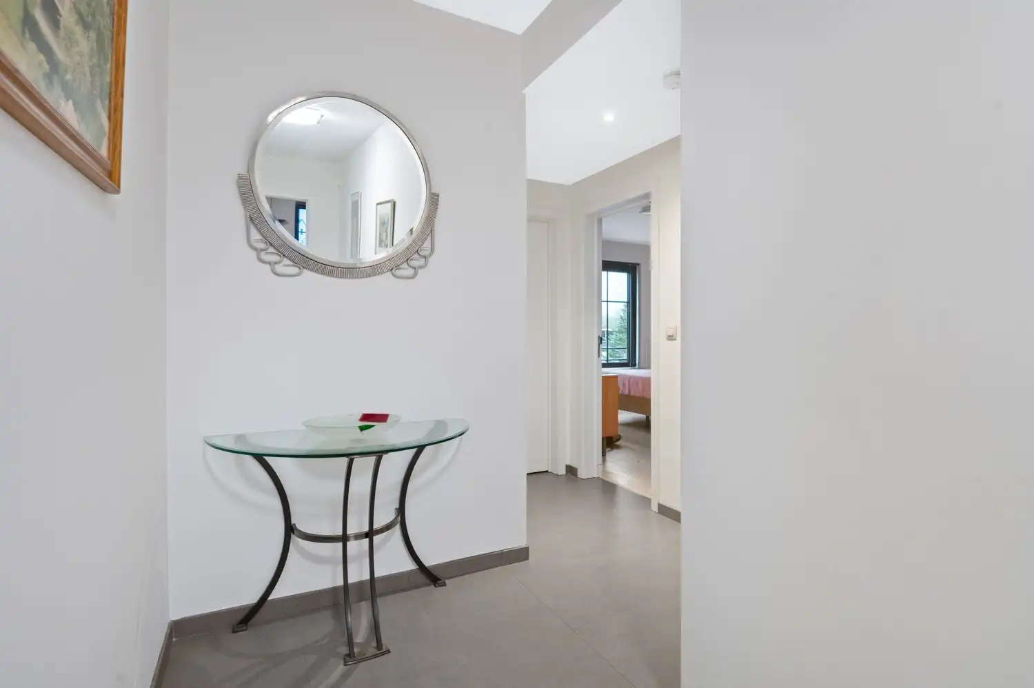 Instapklaar appartement met 2 slaapkamers, terras en ondergrondse staanplaats in Broechem! foto 7