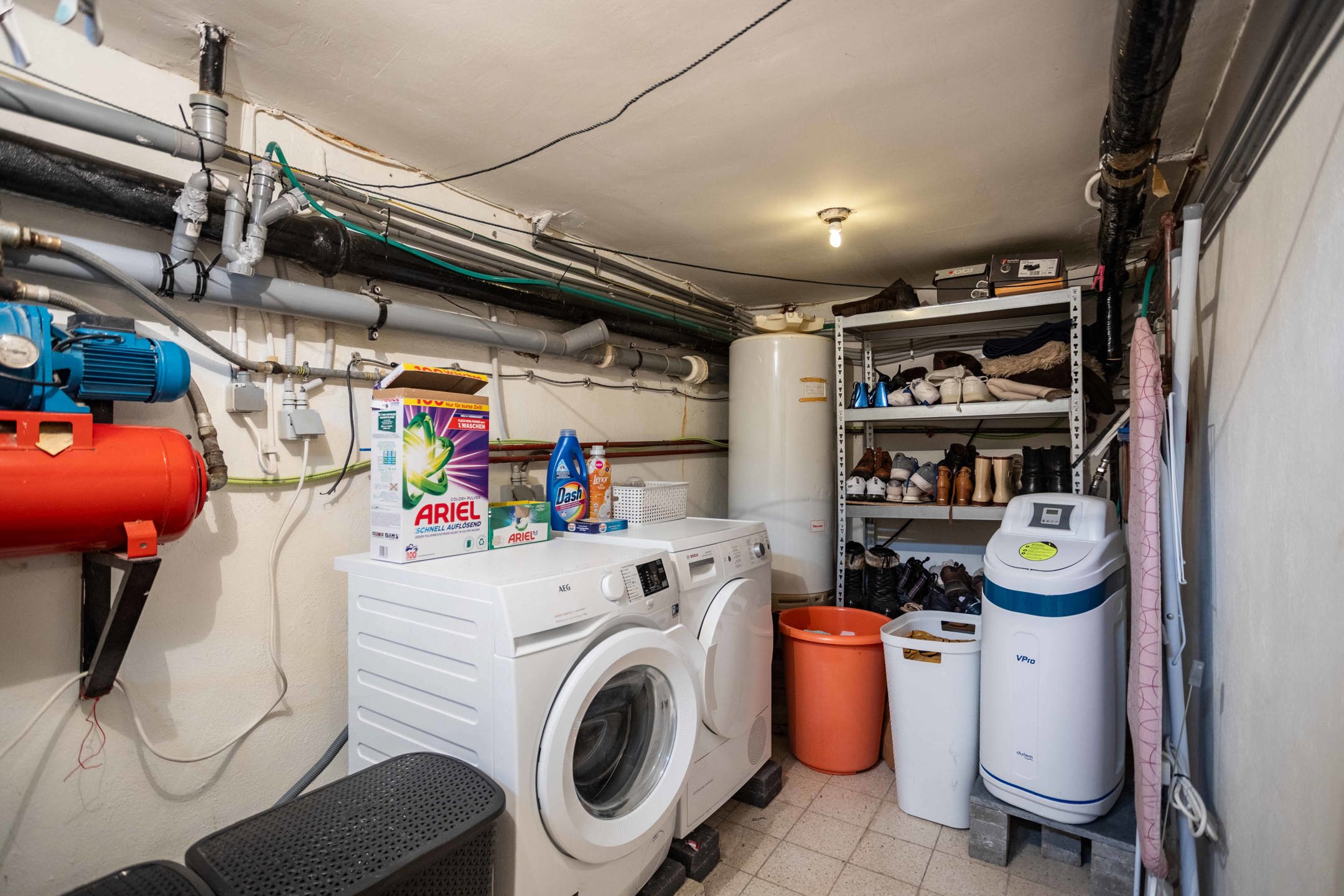 Gezinswoning met 4 slaapkamers, tuin en achteruitweg  foto 19